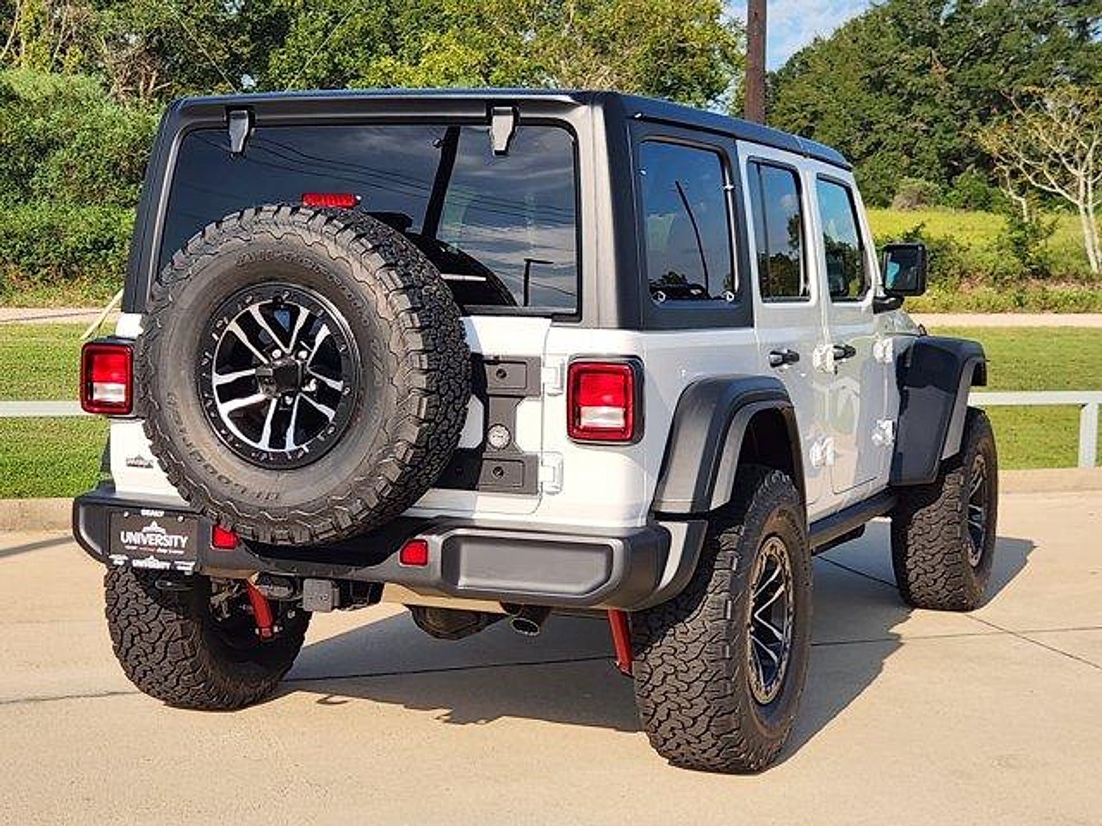 2027 Jeep Wrangler WRANGLER 4-DOOR WILLYS