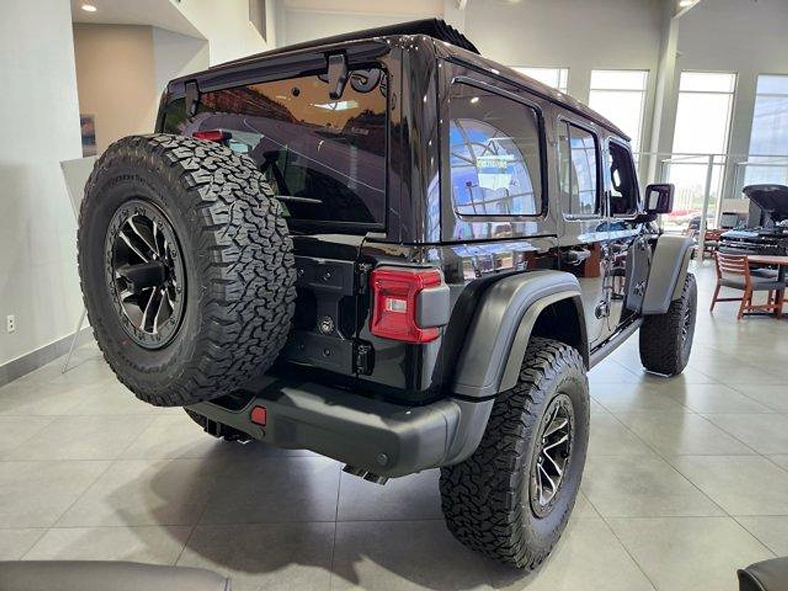 2026 Jeep Wrangler WRANGLER 4-DOOR MOAB 392