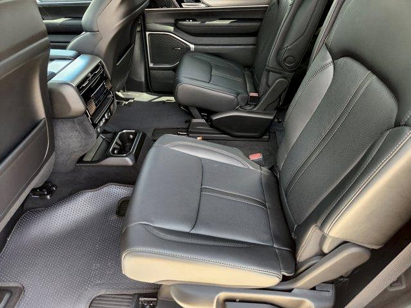 2026 Jeep Grand Wagoneer GRAND WAGONEER 4X2