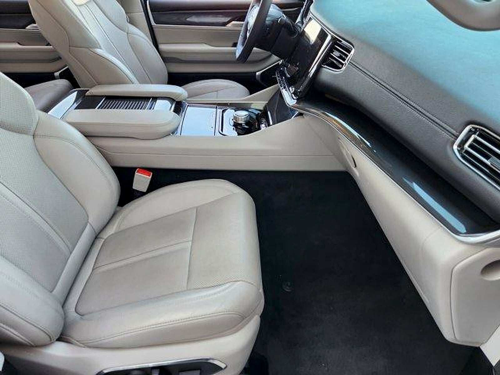 2023 Jeep Wagoneer Series I 4x2