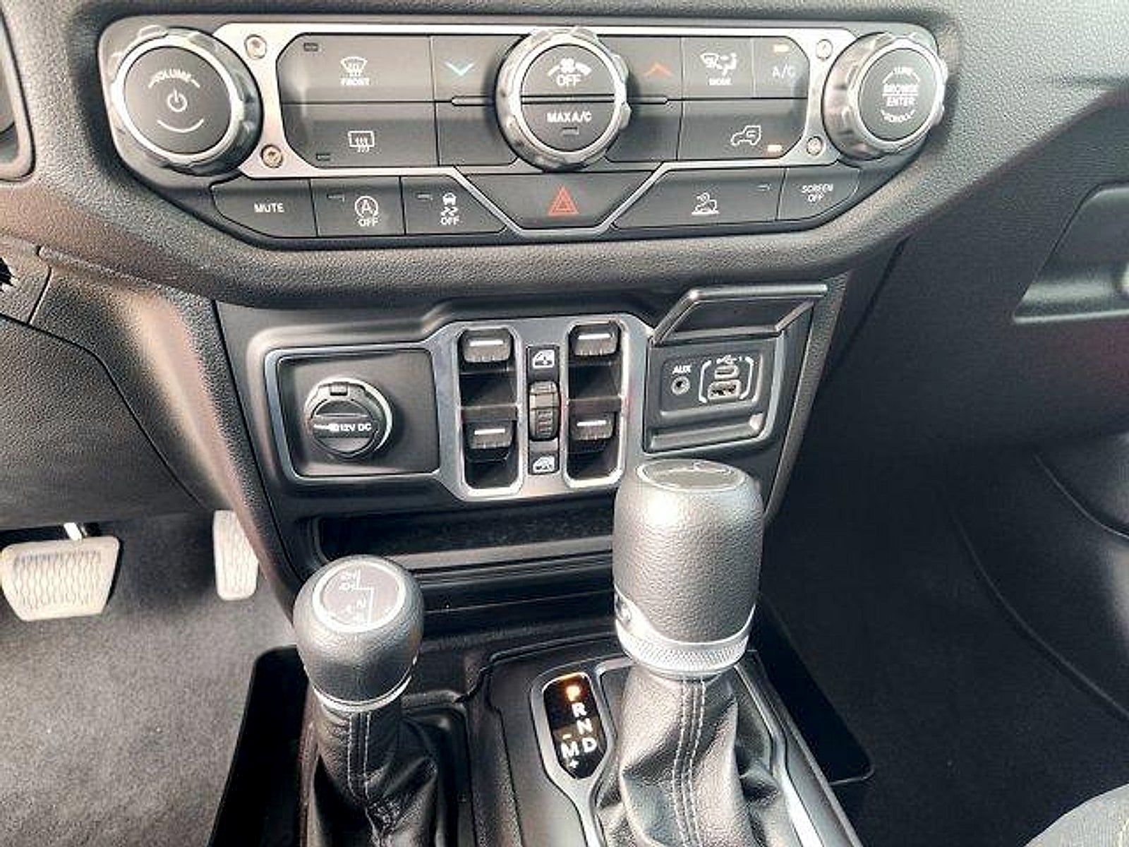 2025 Jeep Gladiator Sport S