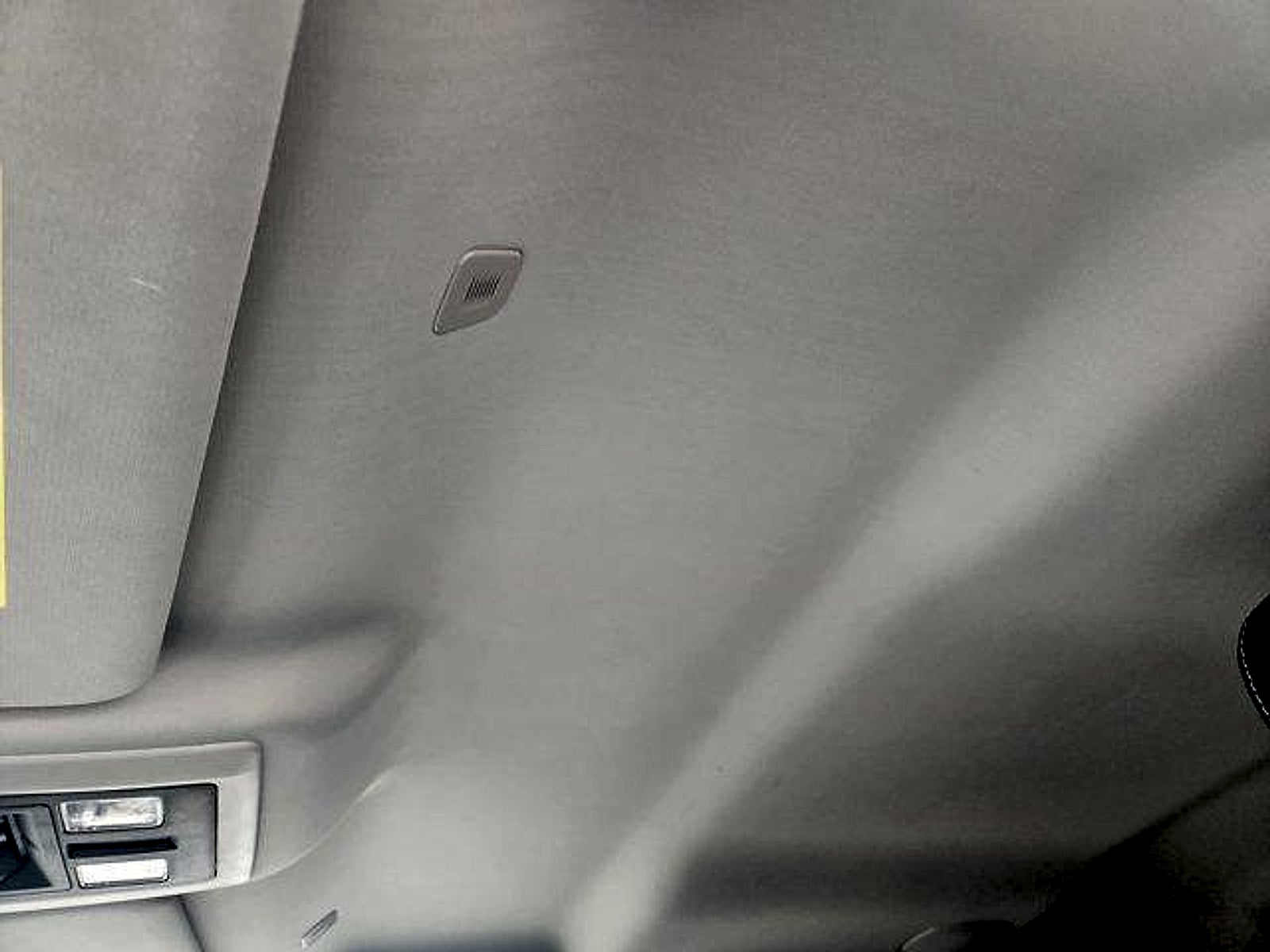 2018 RAM 1500 Laramie Crew Cab 4x4 5'7' Box