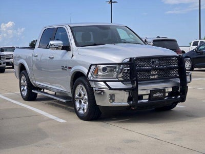 2018 RAM 1500 Laramie Crew Cab 4x4 5'7' Box