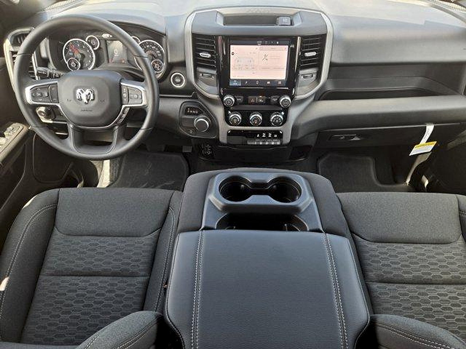 2026 RAM Ram 1500 RAM 1500 TRADESMAN QUAD CAB 4X2 6'4' BOX