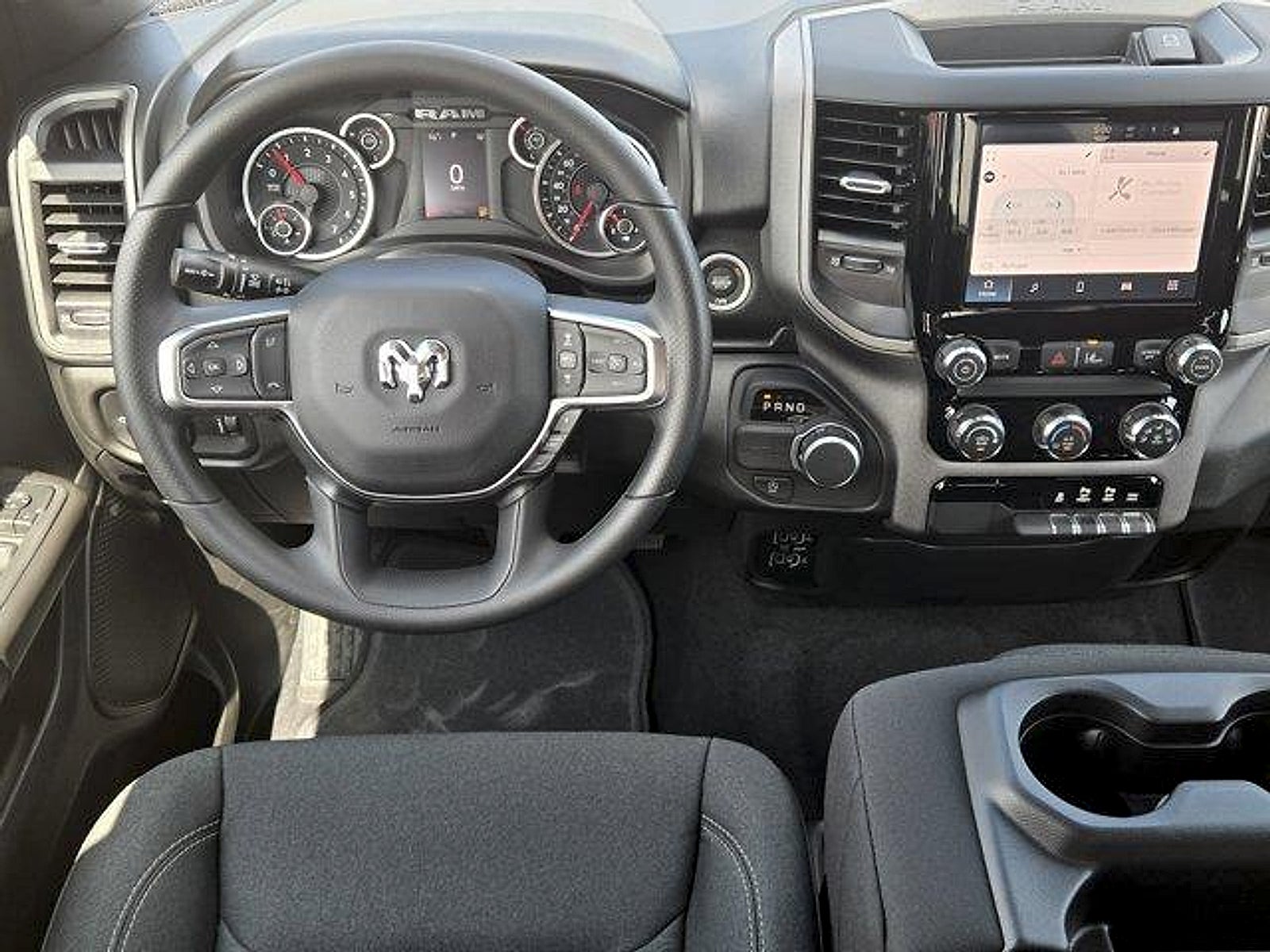 2026 RAM Ram 1500 RAM 1500 TRADESMAN QUAD CAB 4X2 6'4' BOX
