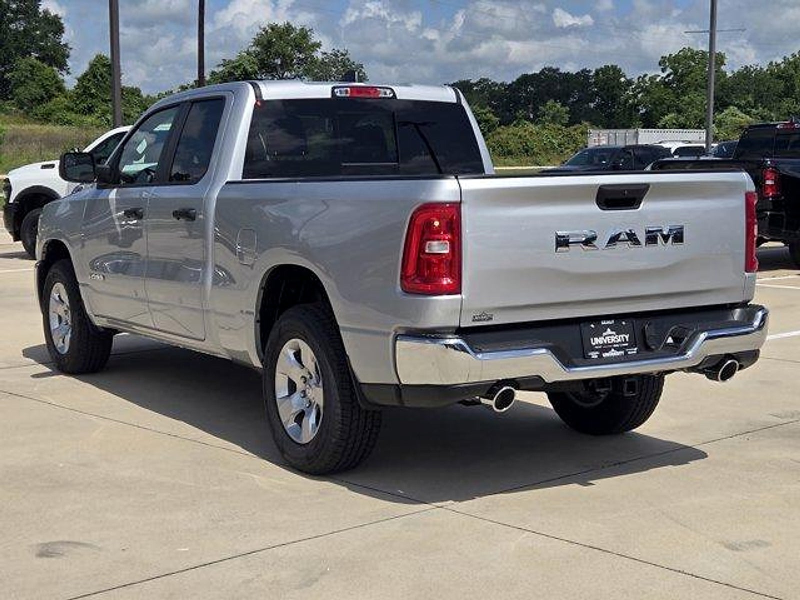 2026 RAM Ram 1500 RAM 1500 TRADESMAN QUAD CAB 4X2 6'4' BOX