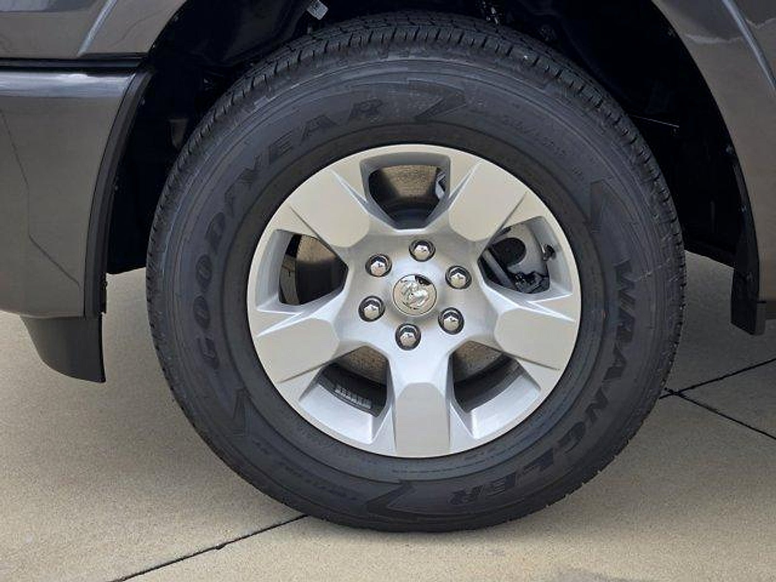 2026 RAM Ram 1500 RAM 1500 LONE STAR CREW CAB 4X2 5'7' BOX