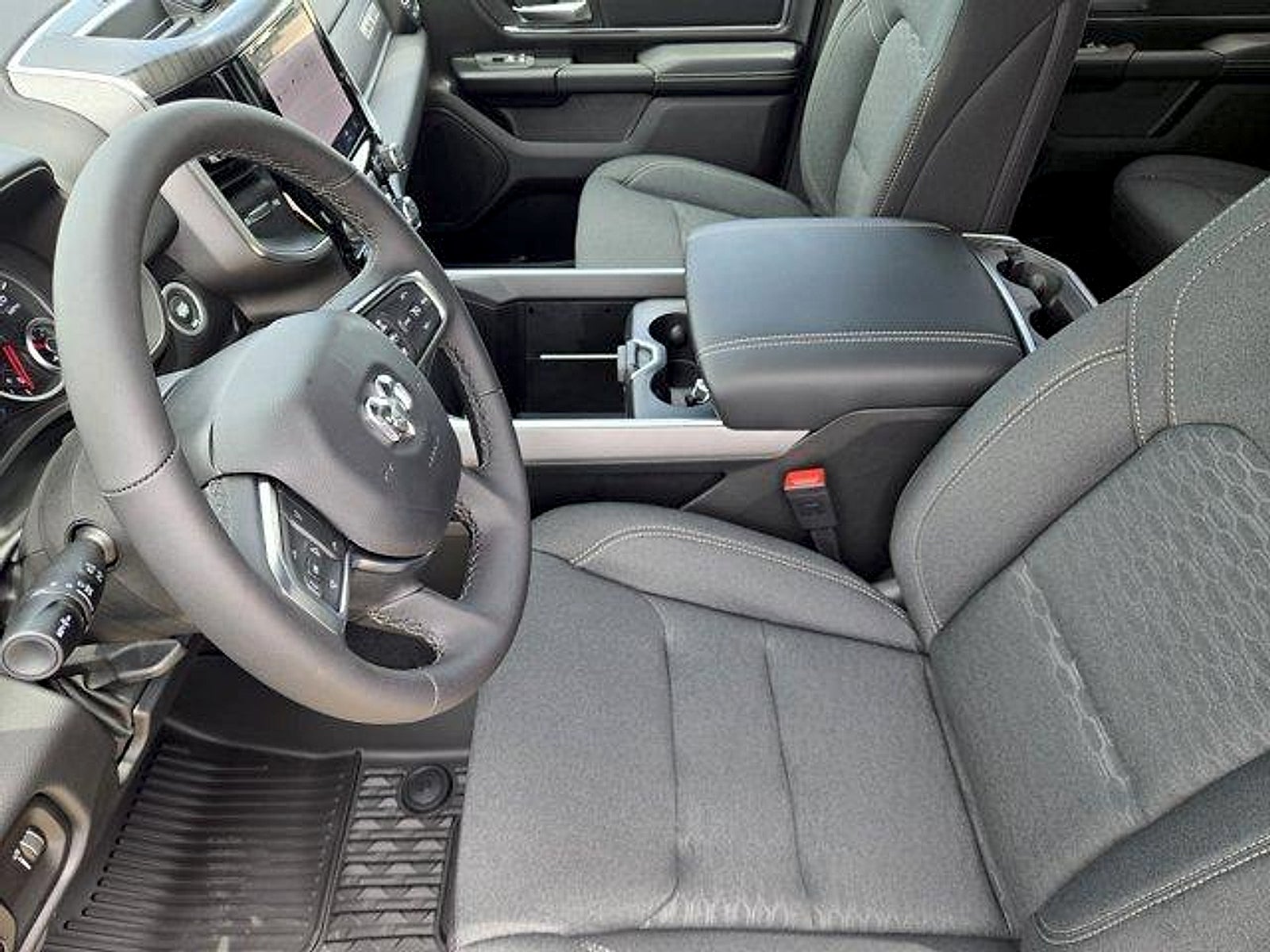 2026 RAM Ram 1500 RAM 1500 LONE STAR CREW CAB 4X2 5'7' BOX