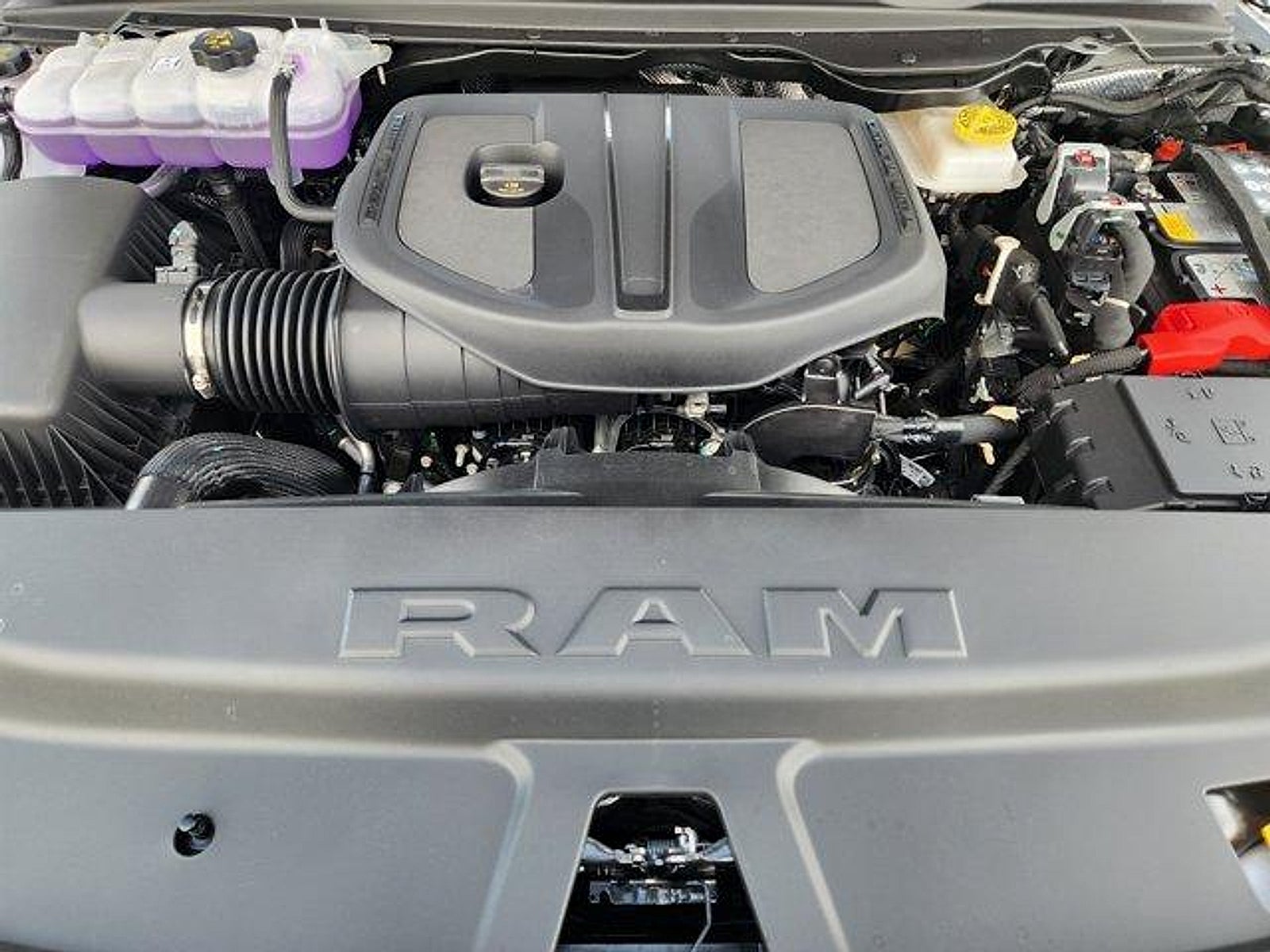 2026 RAM Ram 1500 RAM 1500 LONE STAR CREW CAB 4X2 5'7' BOX
