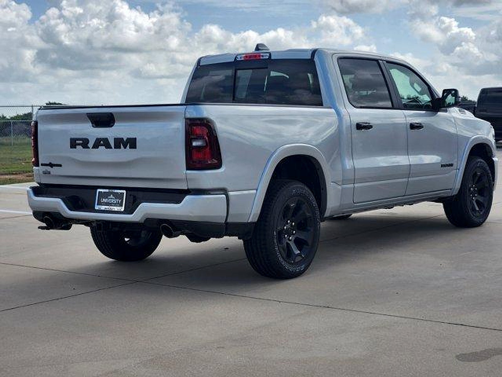 2026 RAM Ram 1500 RAM 1500 LONE STAR CREW CAB 4X2 5'7' BOX
