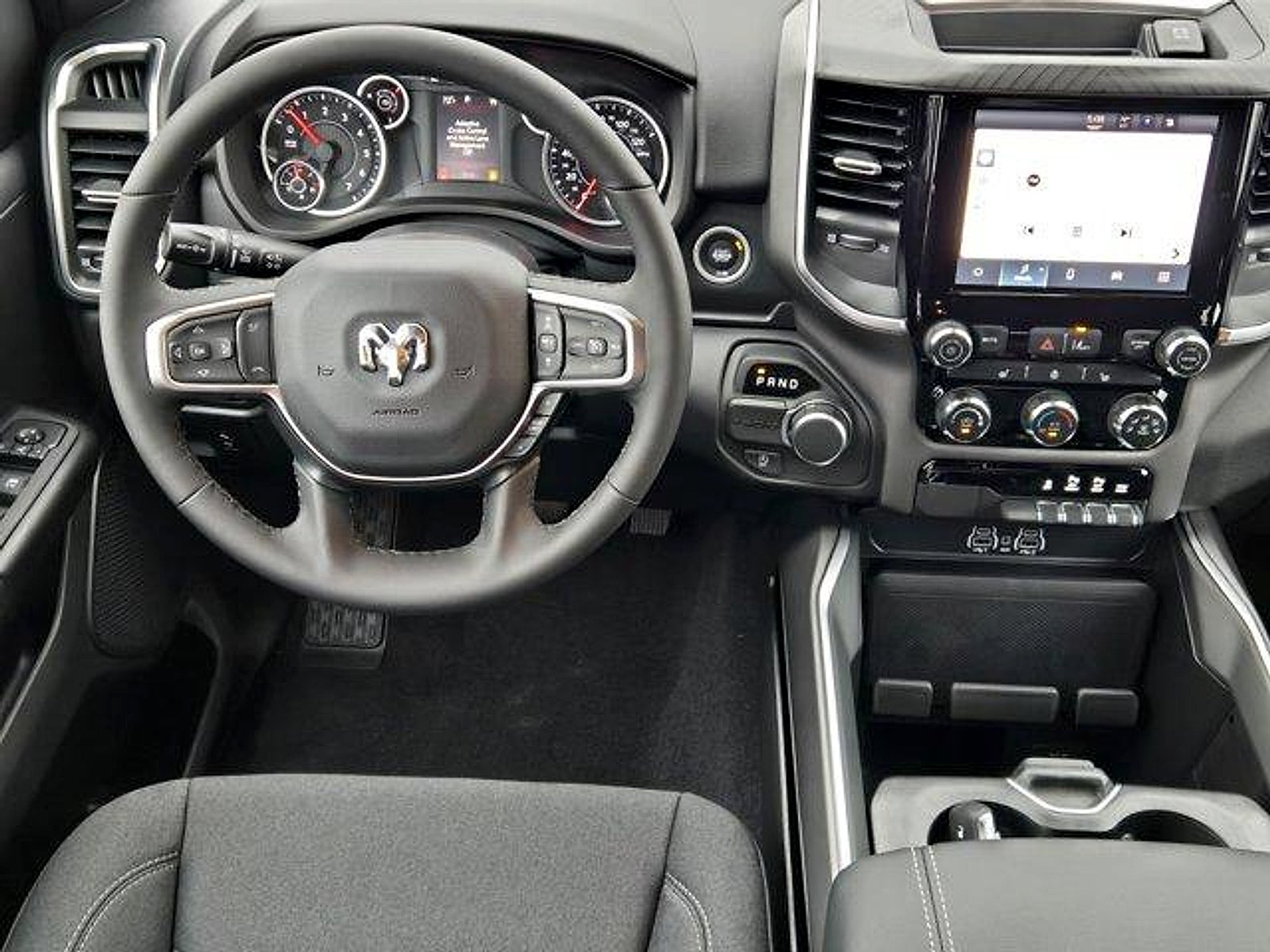 2026 RAM Ram 1500 RAM 1500 LONE STAR CREW CAB 4X2 5'7' BOX