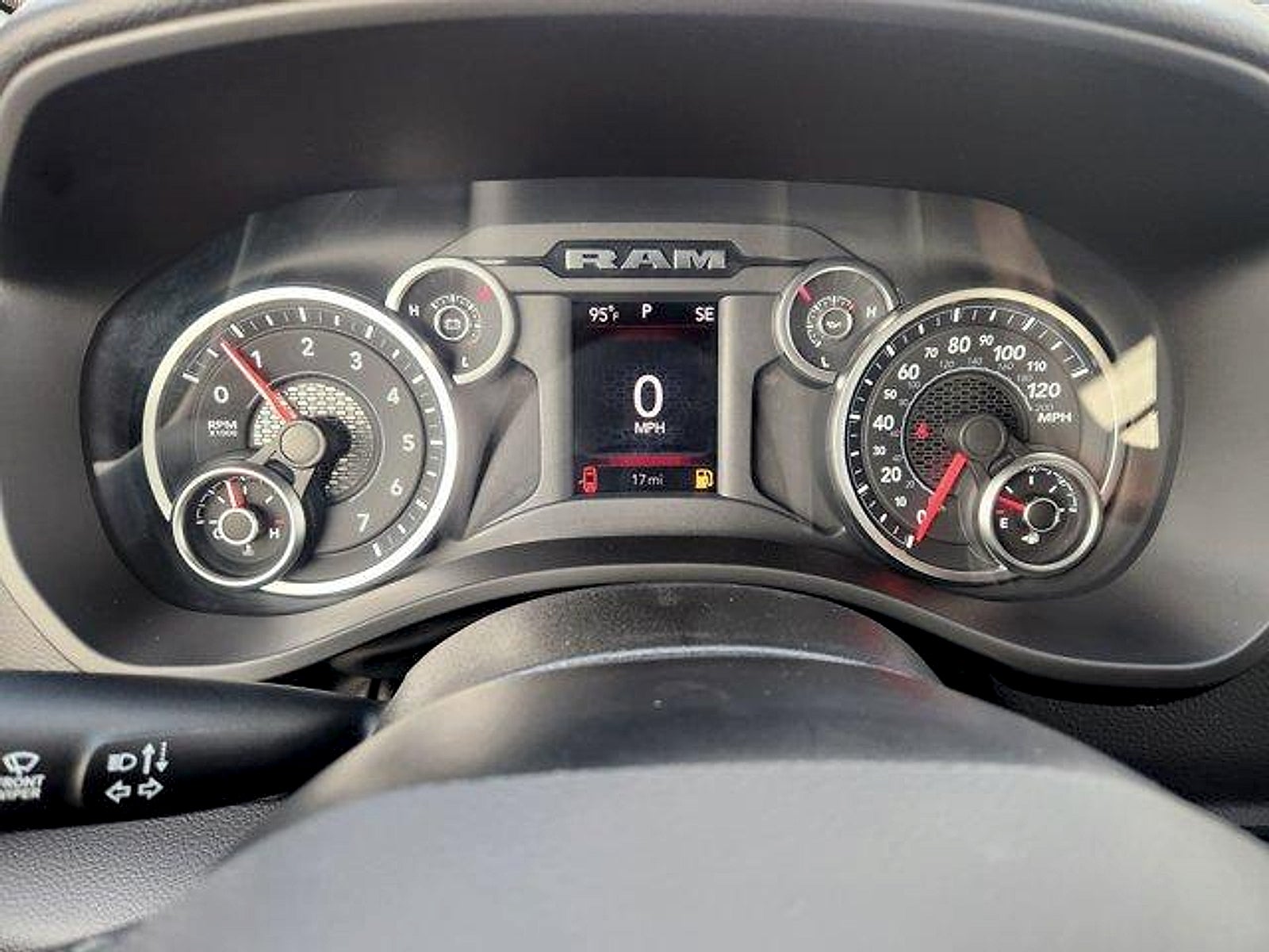 2026 RAM Ram 1500 RAM 1500 LONE STAR CREW CAB 4X2 5'7' BOX