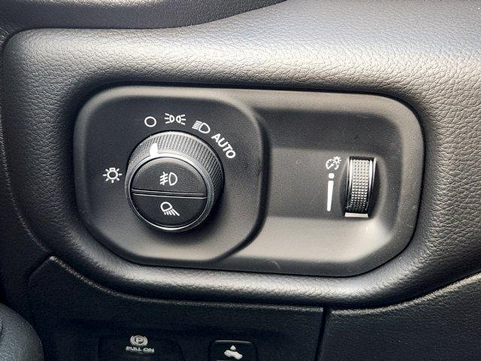 2026 RAM Ram 1500 RAM 1500 LONE STAR CREW CAB 4X2 5'7' BOX