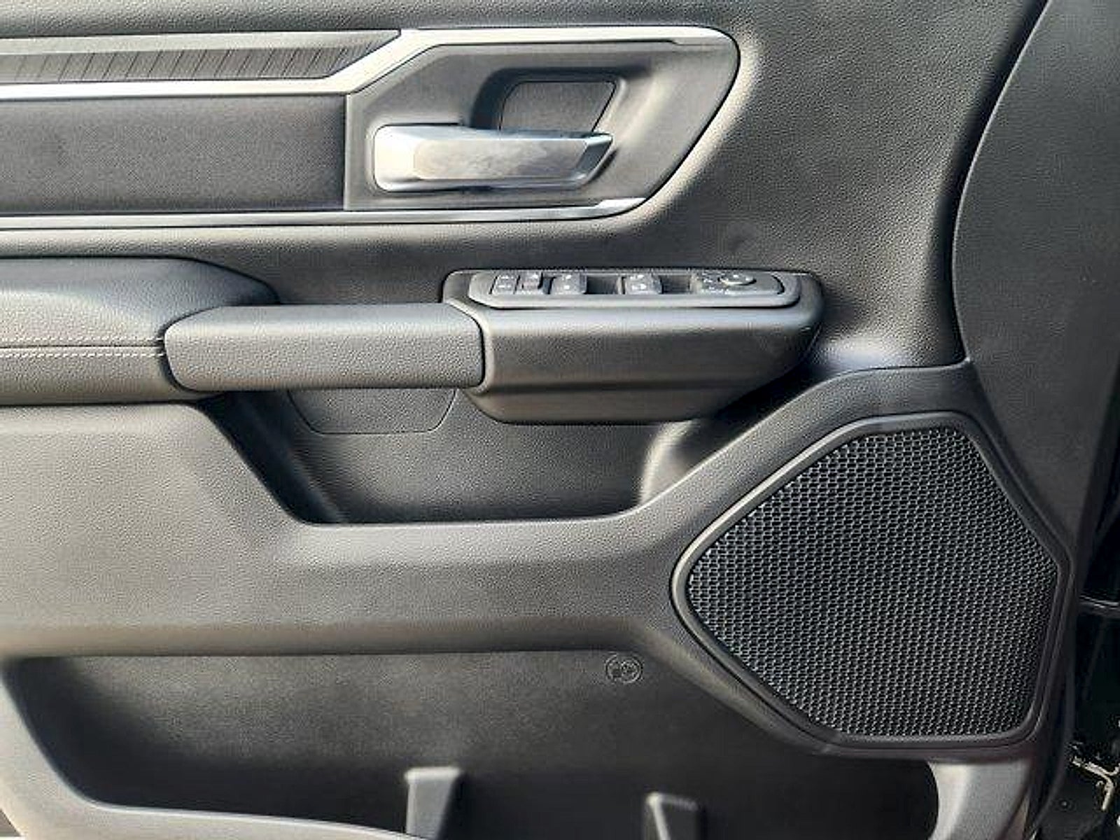 2026 RAM Ram 1500 RAM 1500 LONE STAR CREW CAB 4X2 5'7' BOX