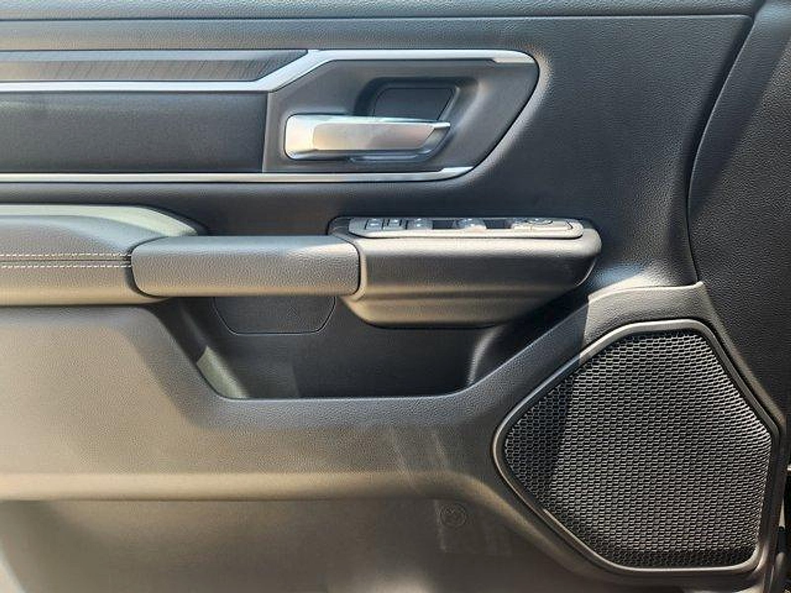 2026 RAM Ram 1500 RAM 1500 LONE STAR CREW CAB 4X2 5'7' BOX