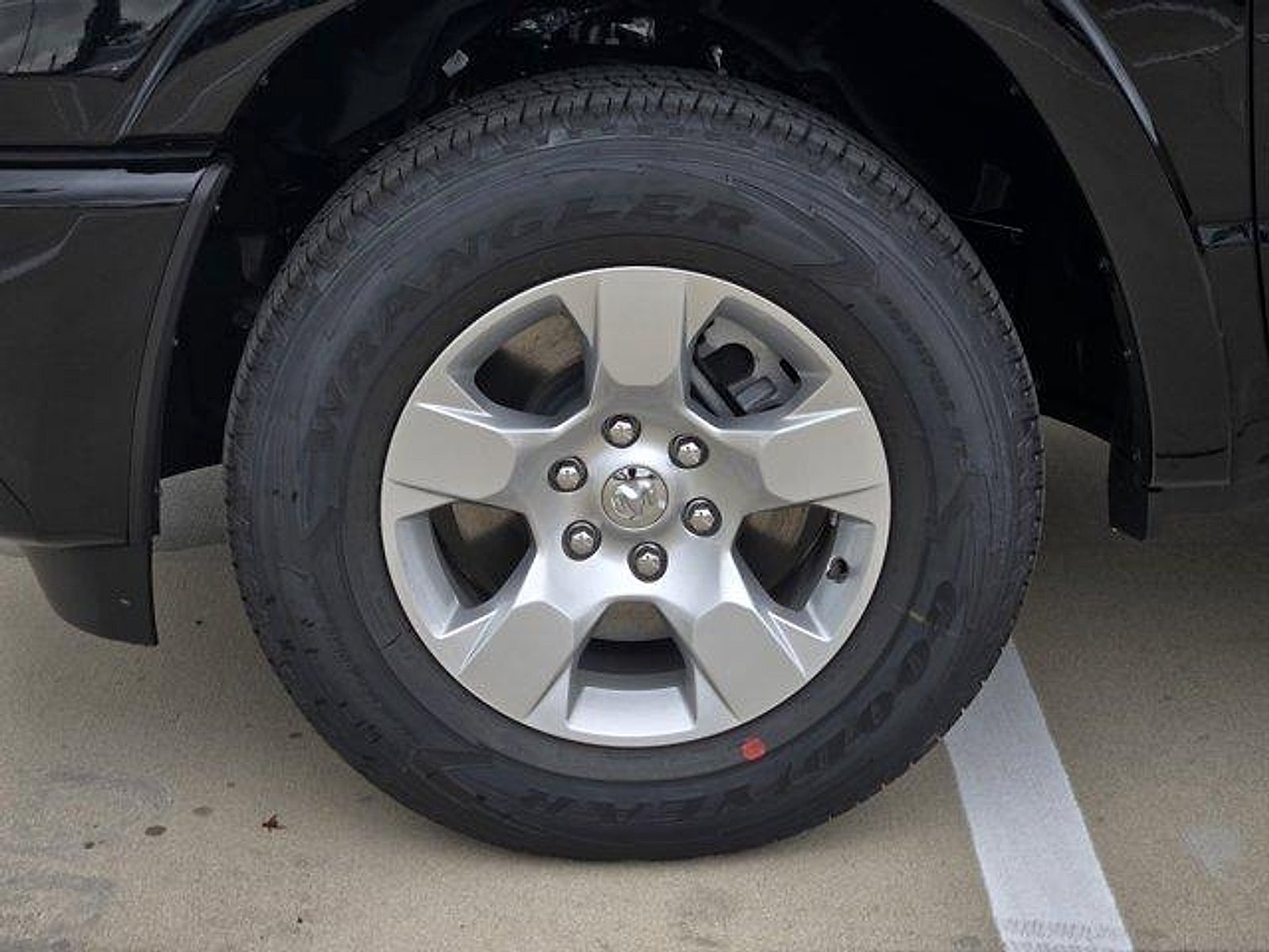 2026 RAM Ram 1500 RAM 1500 LONE STAR CREW CAB 4X2 5'7' BOX