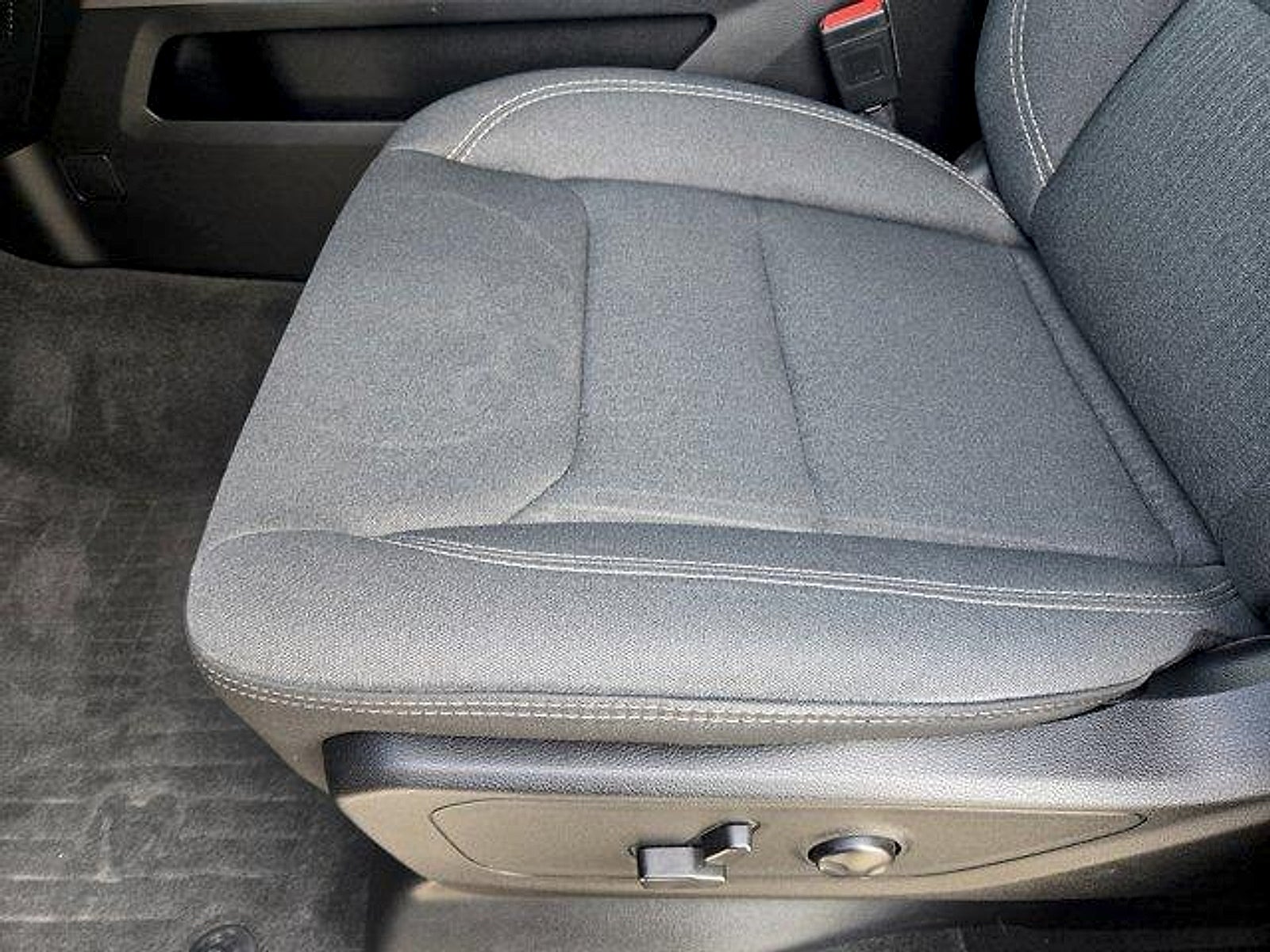 2022 RAM 1500 Lone Star Crew Cab 4x2 5'7' Box