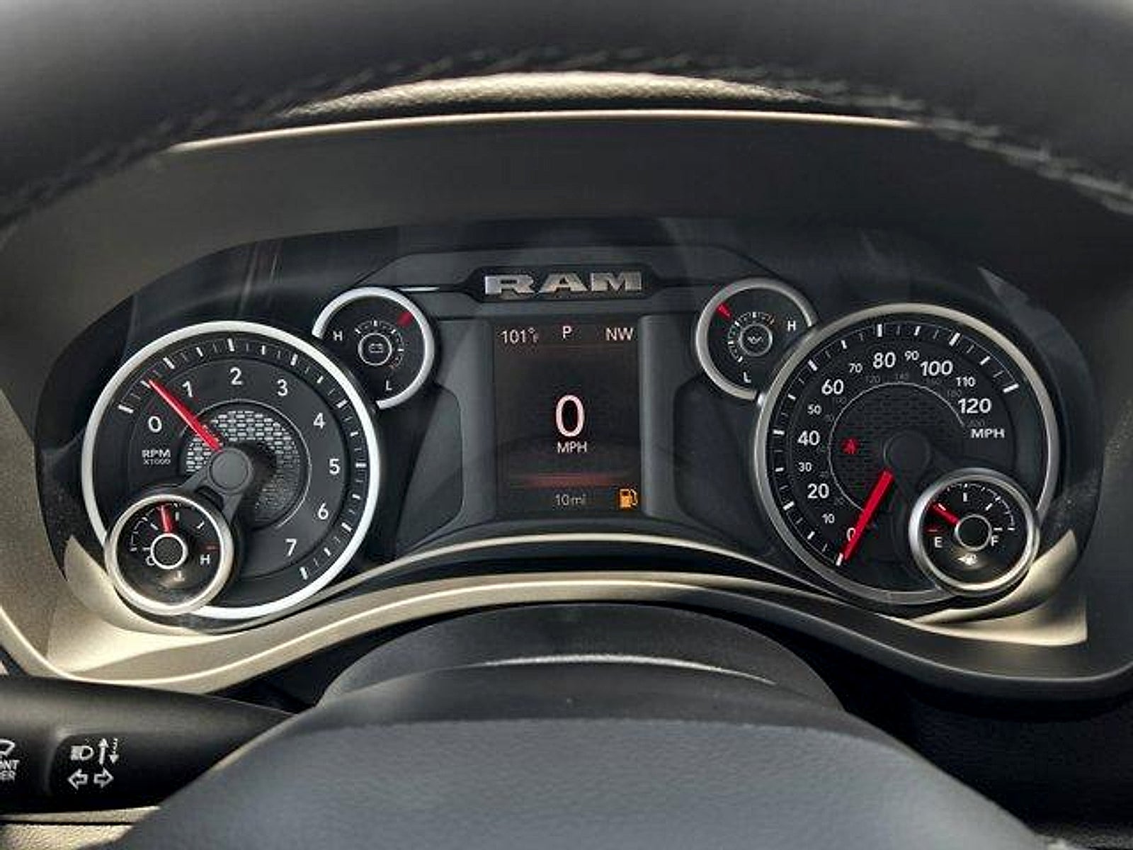 2026 RAM Ram 1500 RAM 1500 LONE STAR CREW CAB 4X2 5'7' BOX
