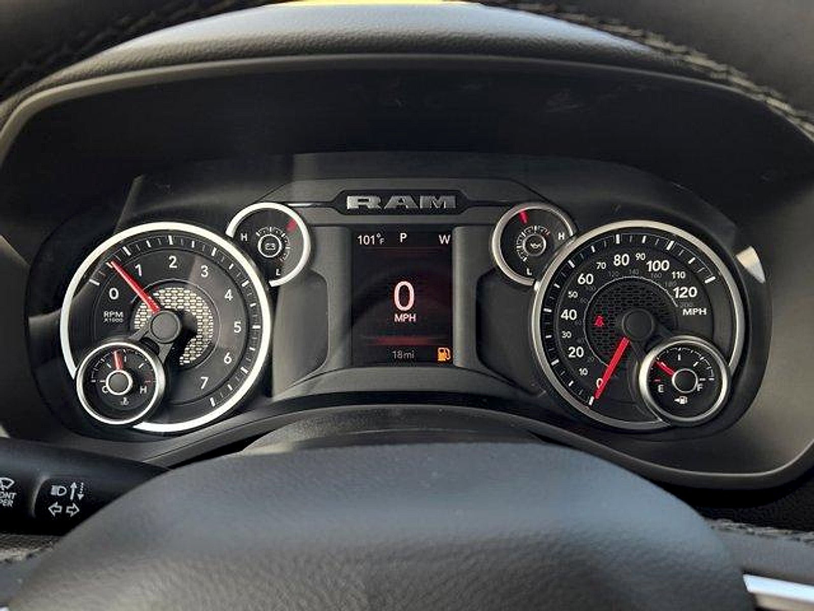 2026 RAM Ram 1500 RAM 1500 LONE STAR CREW CAB 4X2 5'7' BOX