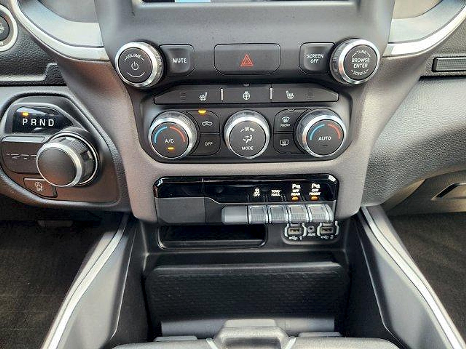 2023 RAM 1500 Lone Star Crew Cab 4x2 5'7' Box