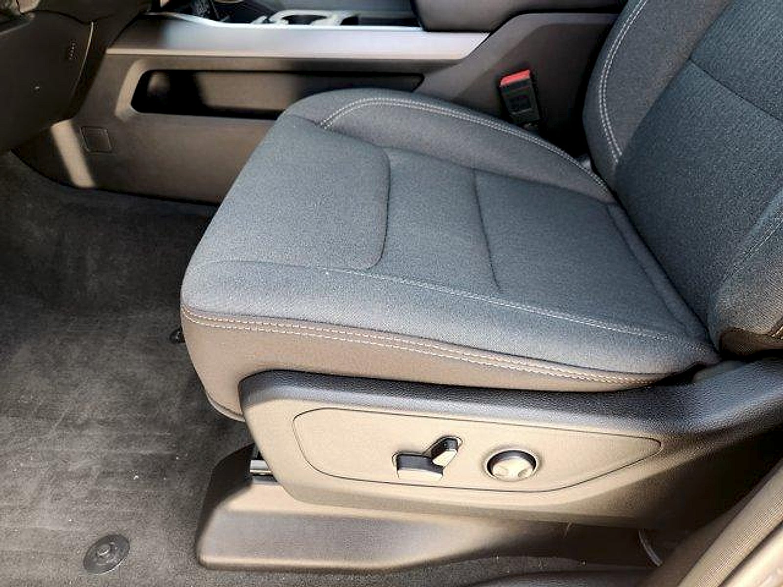 2023 RAM 1500 Lone Star Crew Cab 4x2 5'7' Box