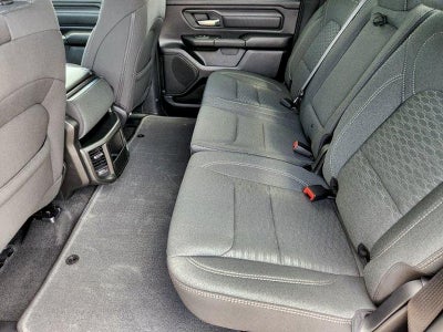 2027 RAM Ram 1500 RAM 1500 EXPRESS CREW CAB 4X2 5'7' BOX