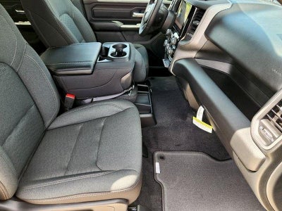 2027 RAM Ram 1500 RAM 1500 EXPRESS CREW CAB 4X2 5'7' BOX
