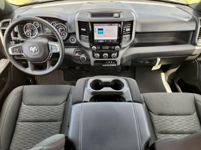 2027 RAM Ram 1500 RAM 1500 EXPRESS CREW CAB 4X2 5'7' BOX