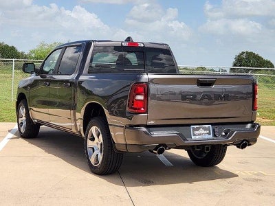 2027 RAM Ram 1500 RAM 1500 EXPRESS CREW CAB 4X2 5'7' BOX