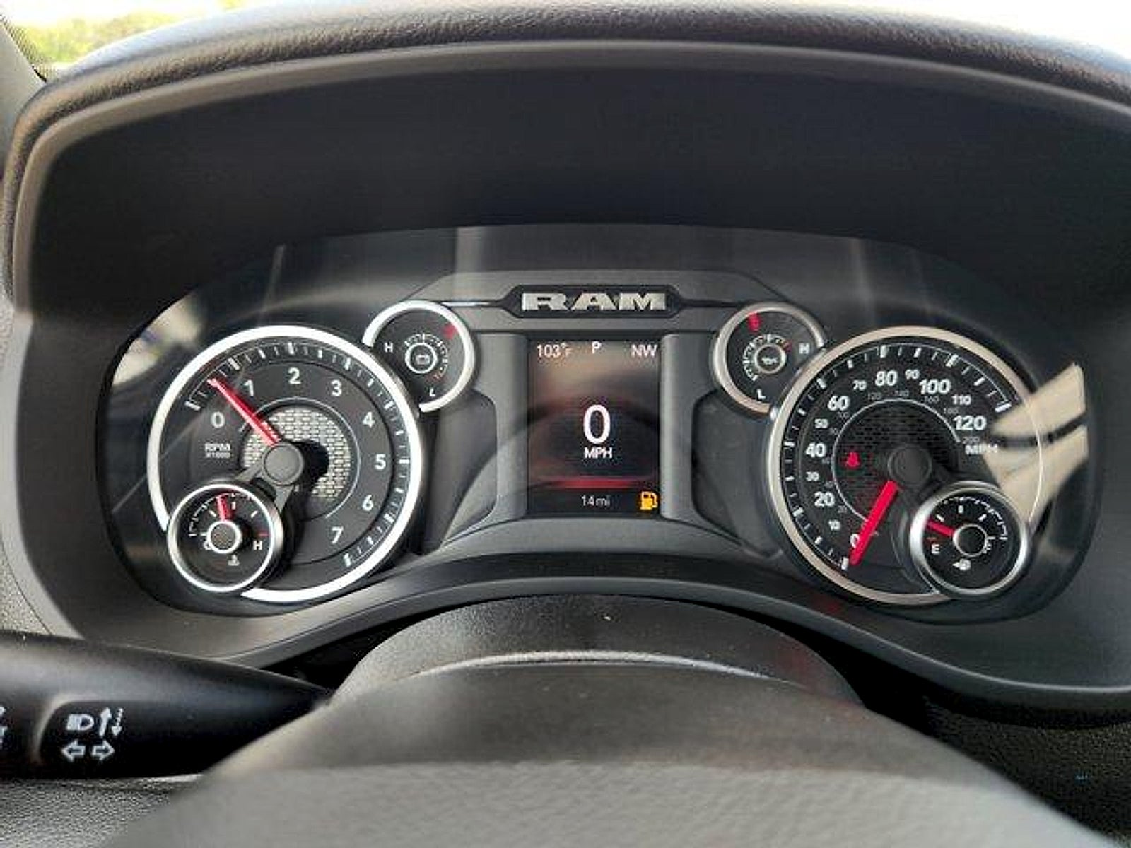2026 RAM Ram 1500 RAM 1500 EXPRESS CREW CAB 4X2 5'7' BOX