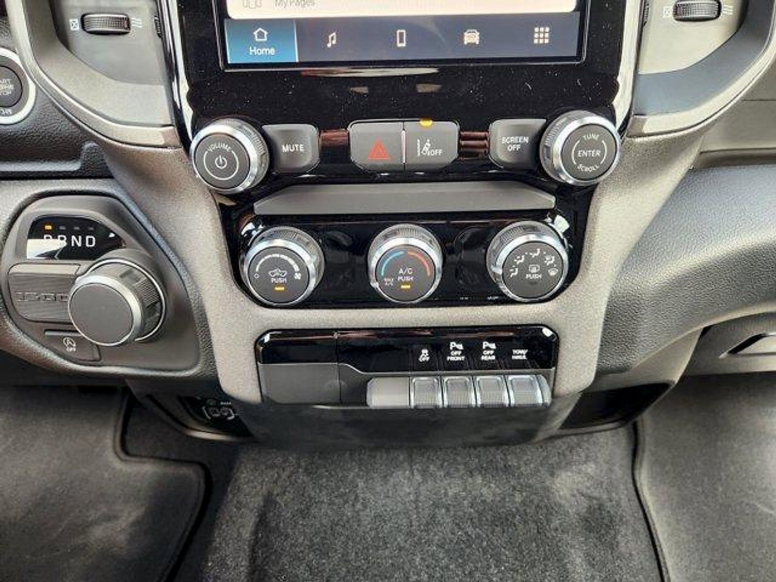 2026 RAM Ram 1500 RAM 1500 EXPRESS CREW CAB 4X2 5'7' BOX