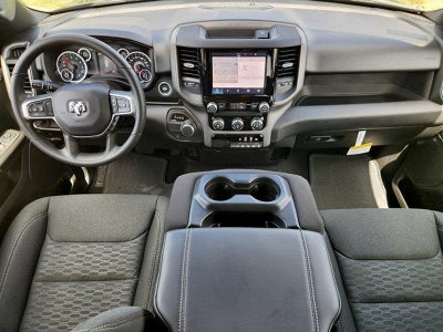 2027 RAM Ram 1500 RAM 1500 EXPRESS CREW CAB 4X2 5'7' BOX