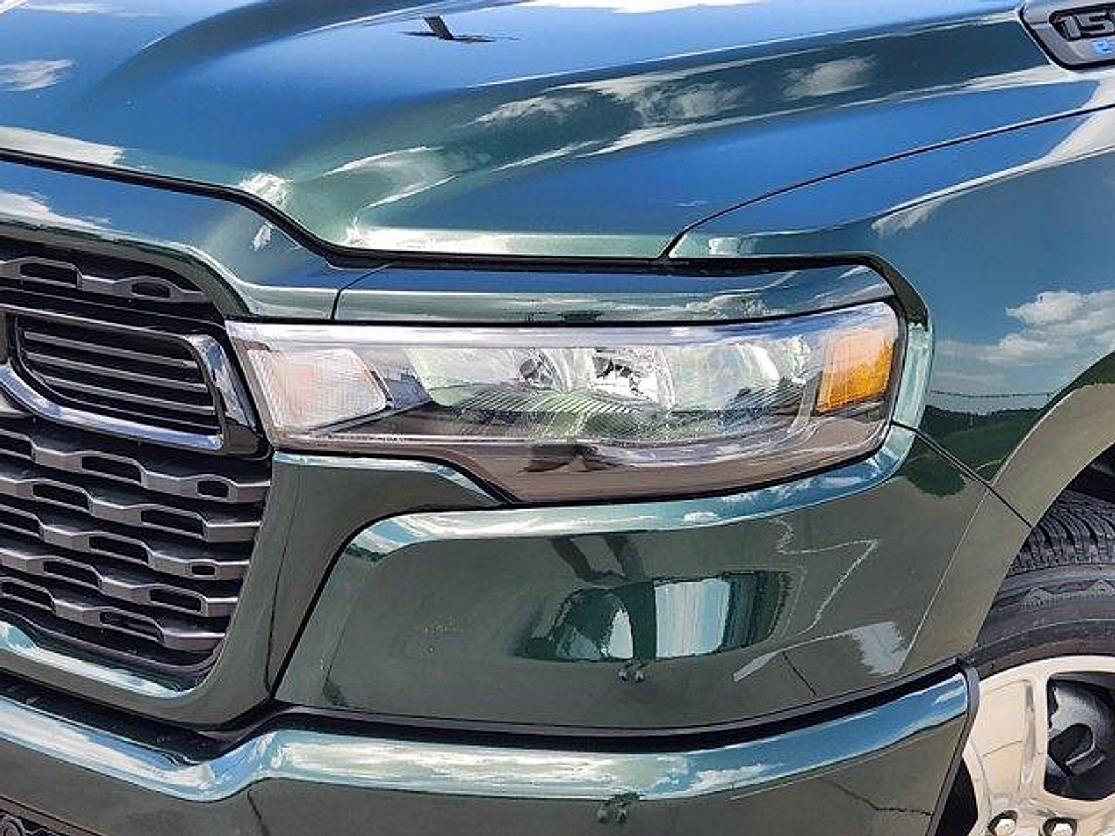 2027 RAM Ram 1500 RAM 1500 EXPRESS CREW CAB 4X2 5'7' BOX