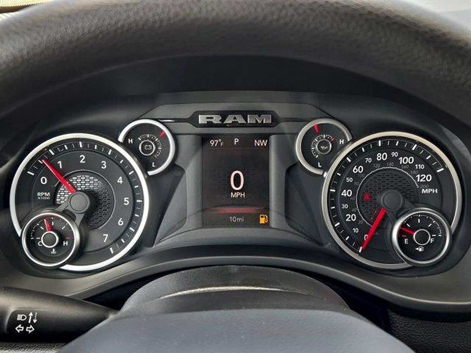 2026 RAM Ram 1500 RAM 1500 EXPRESS CREW CAB 4X2 5'7' BOX