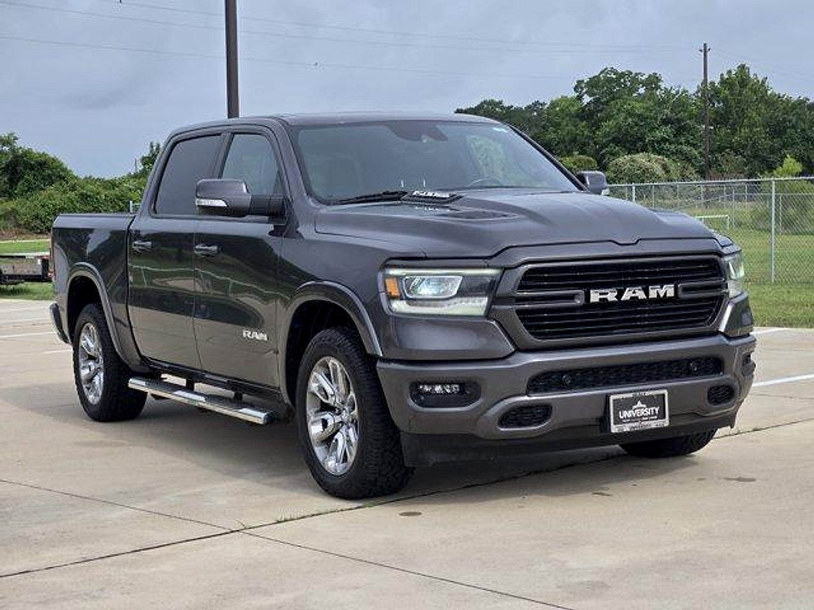 2021 RAM 1500 Laramie Crew Cab 4x2 5'7' Box