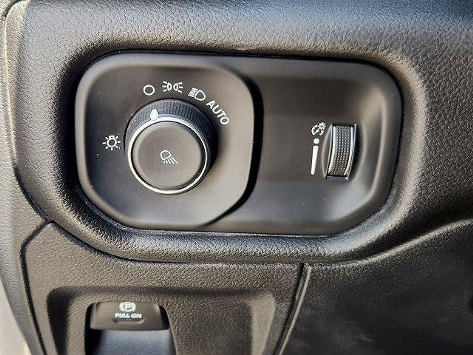 2021 RAM 1500 Tradesman Quad Cab 4x4 6'4' Box