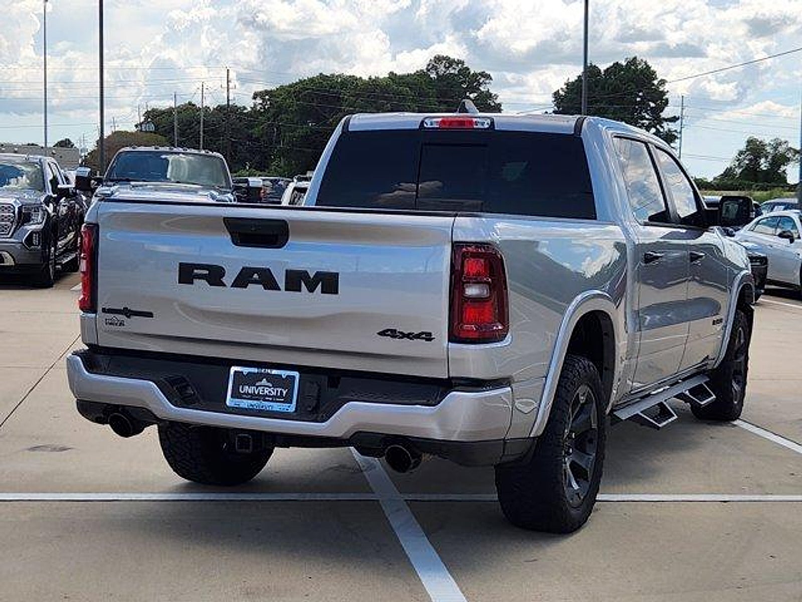 2025 RAM 1500 Lone Star Crew Cab 4x4 5'7' Box