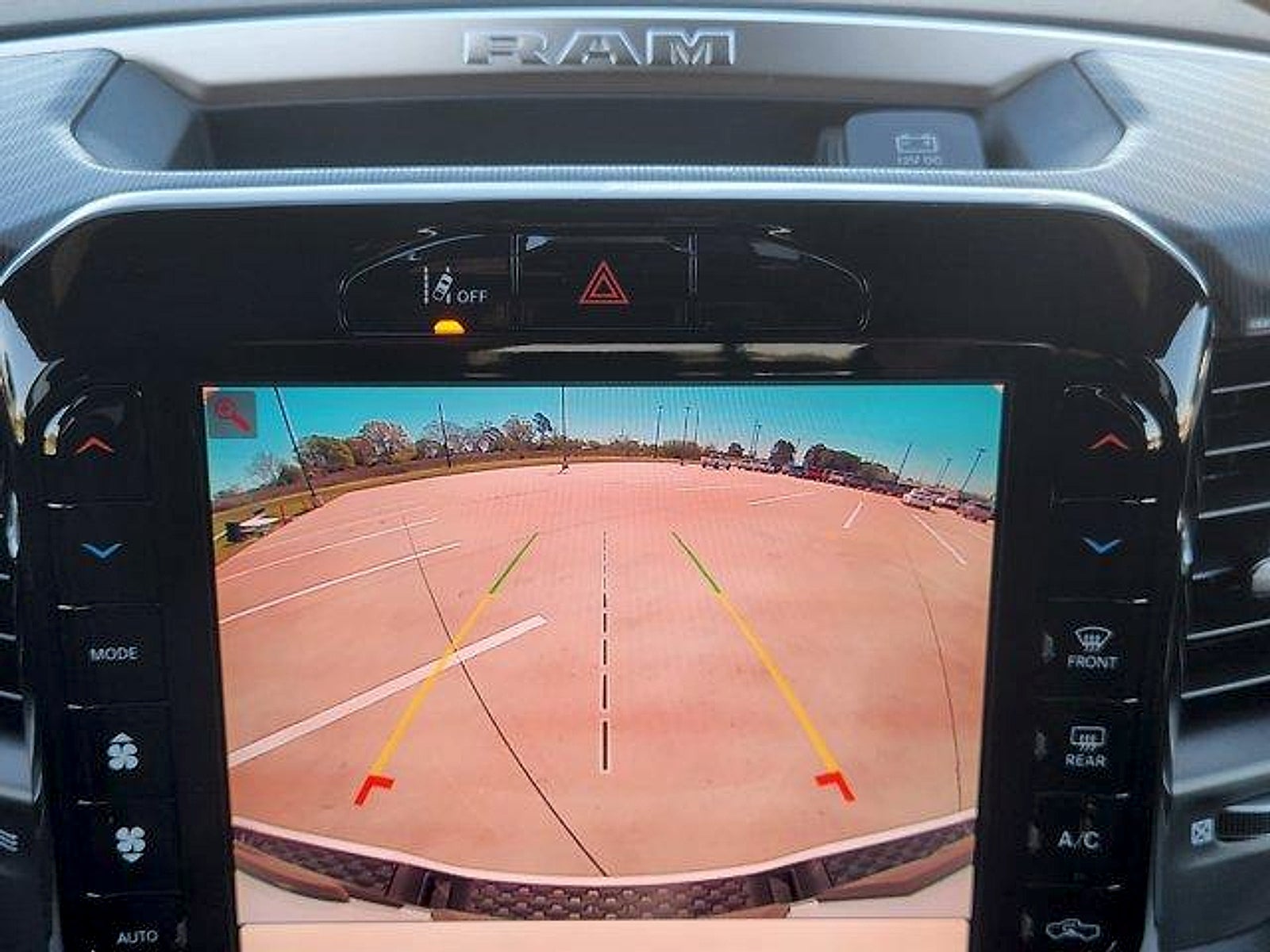 2026 RAM Ram 1500 RAM 1500 LONE STAR CREW CAB 4X4 5'7' BOX