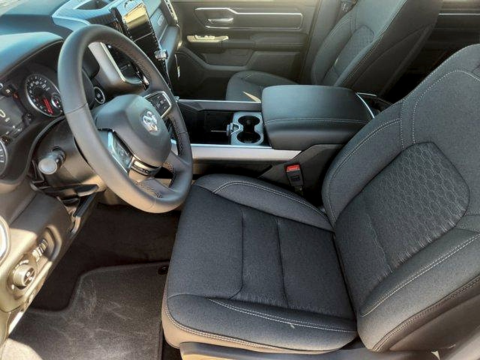 2026 RAM Ram 1500 RAM 1500 LONE STAR CREW CAB 4X4 5'7' BOX