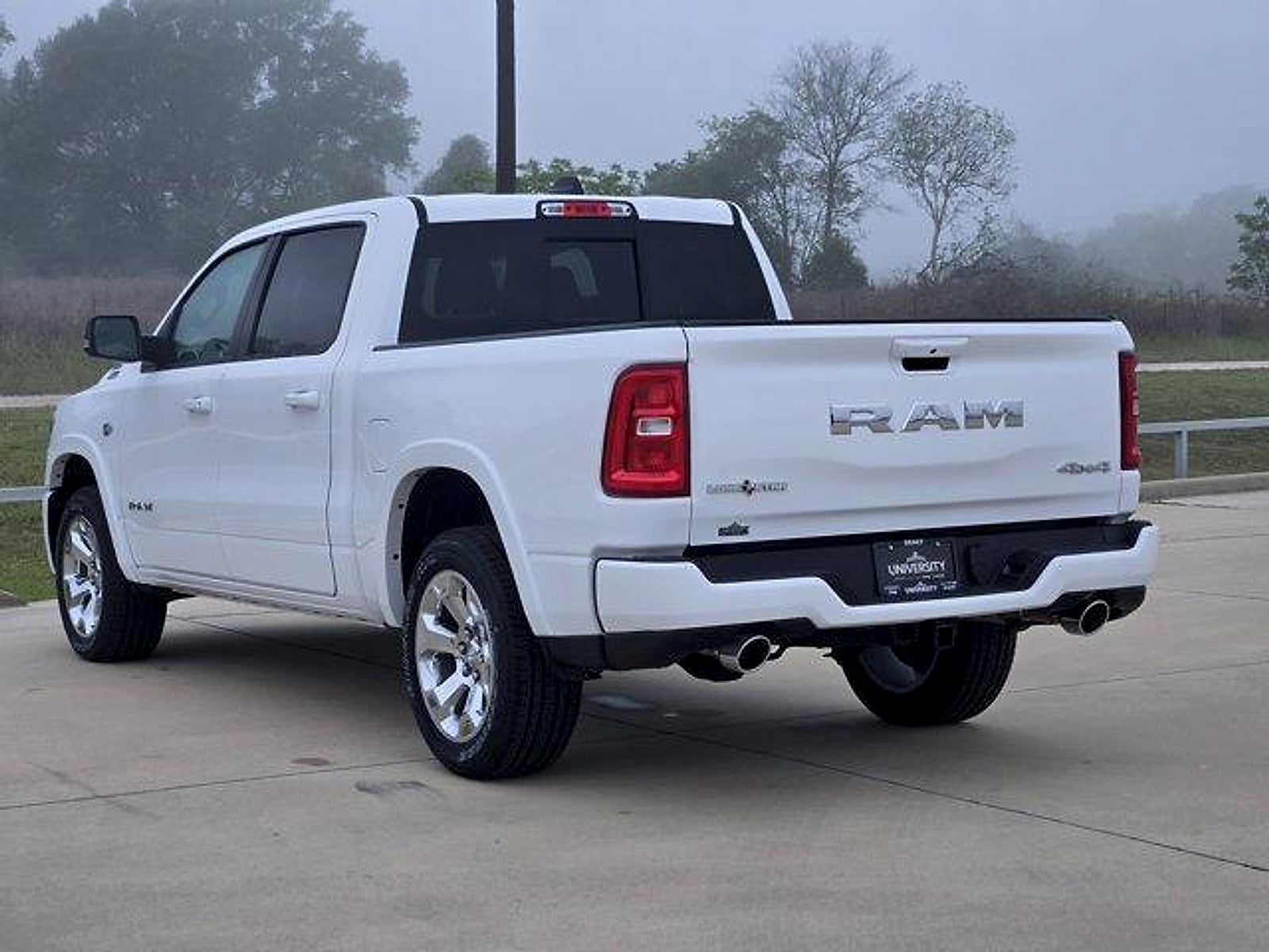 2026 RAM Ram 1500 RAM 1500 LONE STAR CREW CAB 4X4 5'7' BOX