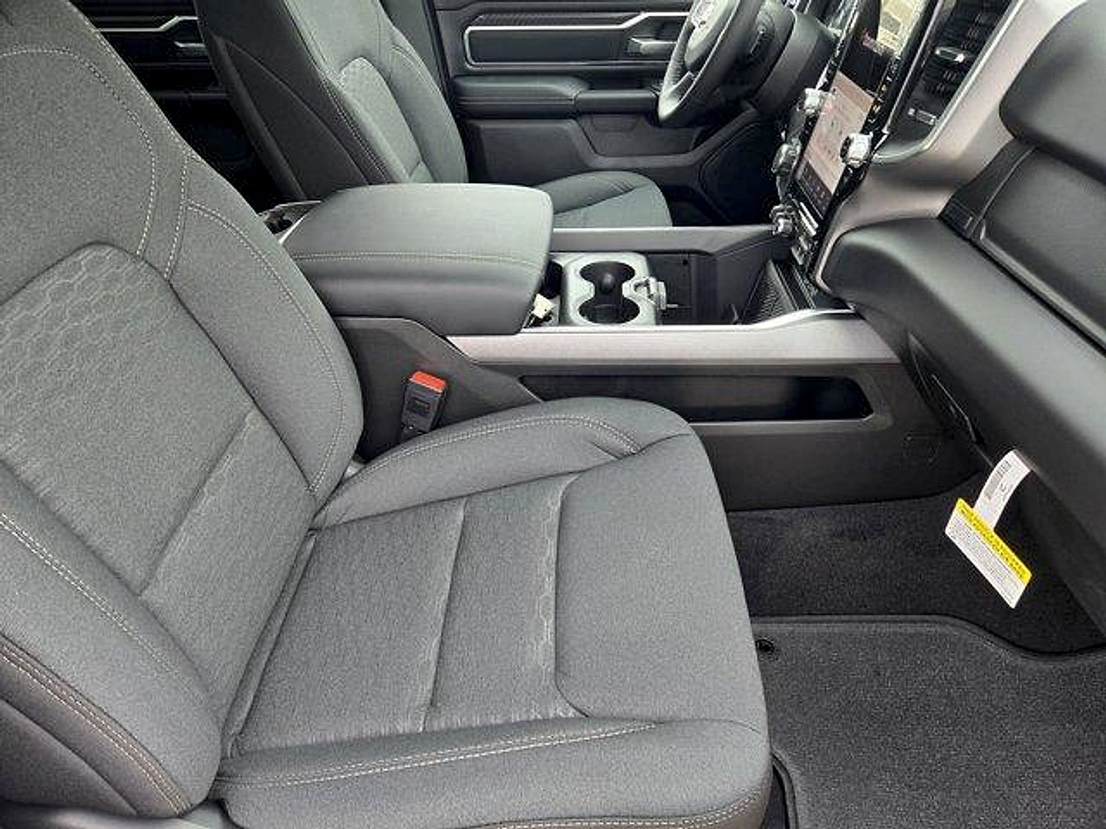 2026 RAM Ram 1500 RAM 1500 LONE STAR CREW CAB 4X4 5'7' BOX