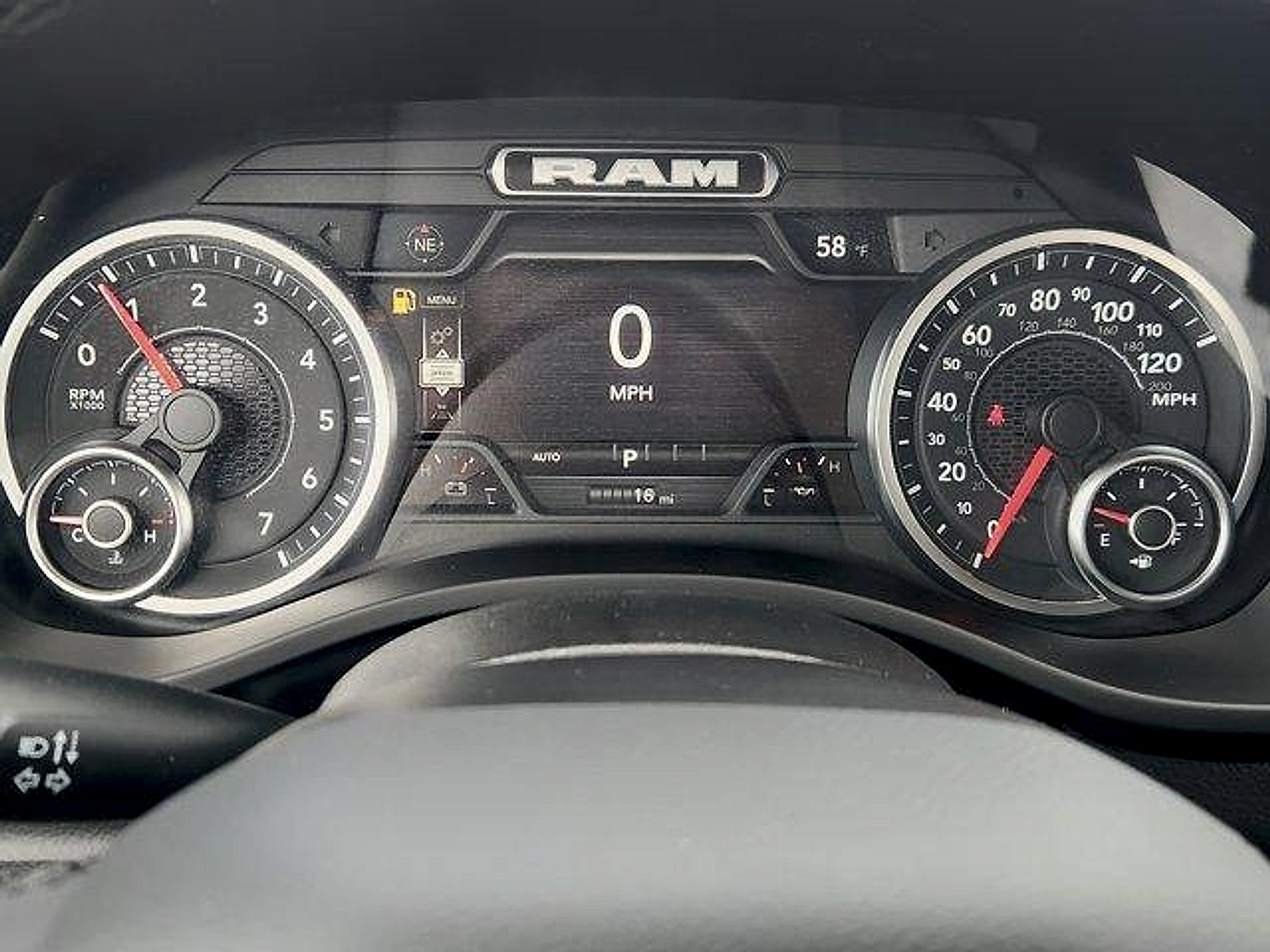 2026 RAM Ram 1500 RAM 1500 LONE STAR CREW CAB 4X4 5'7' BOX