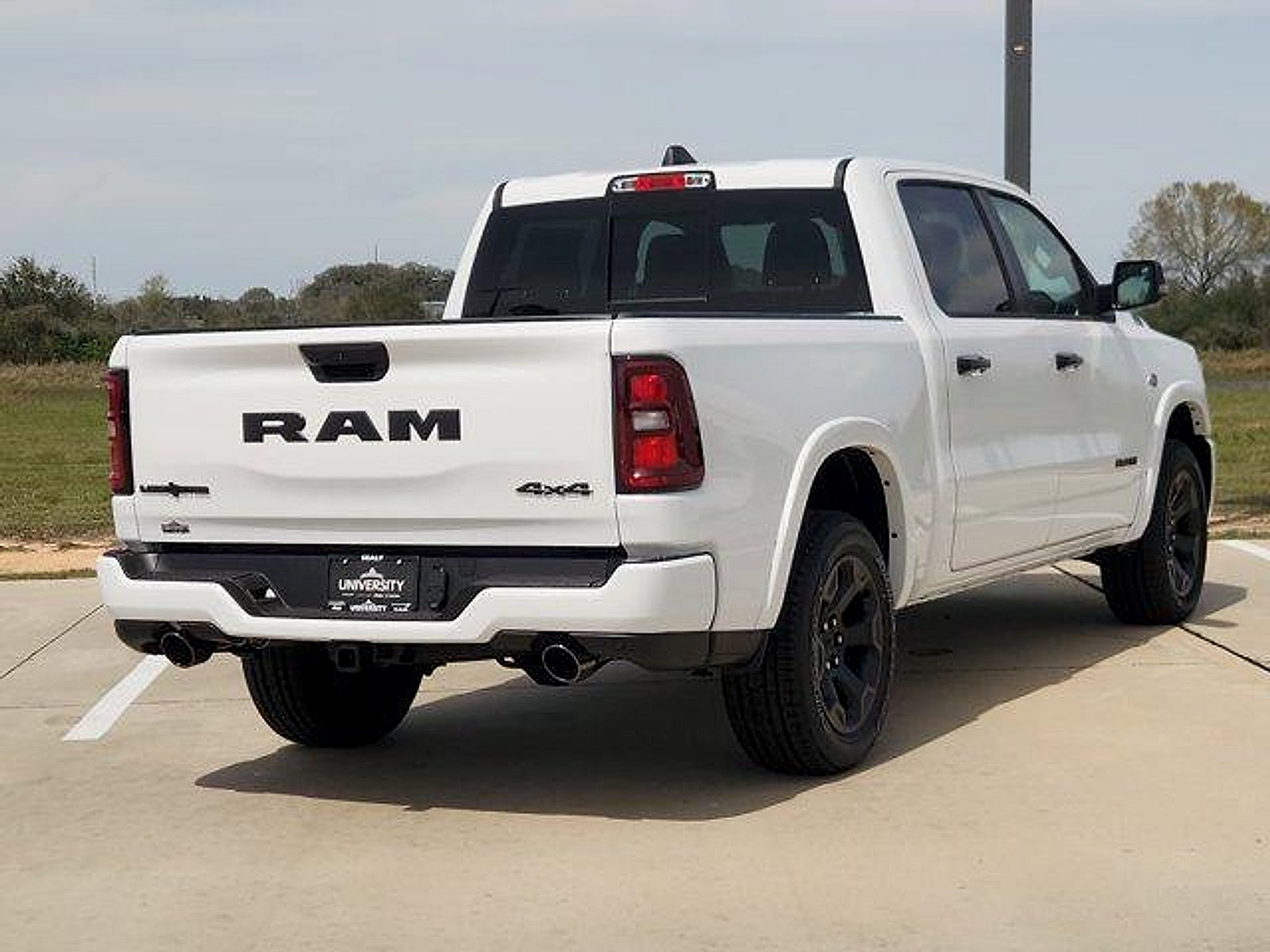2026 RAM Ram 1500 RAM 1500 LONE STAR CREW CAB 4X4 5'7' BOX