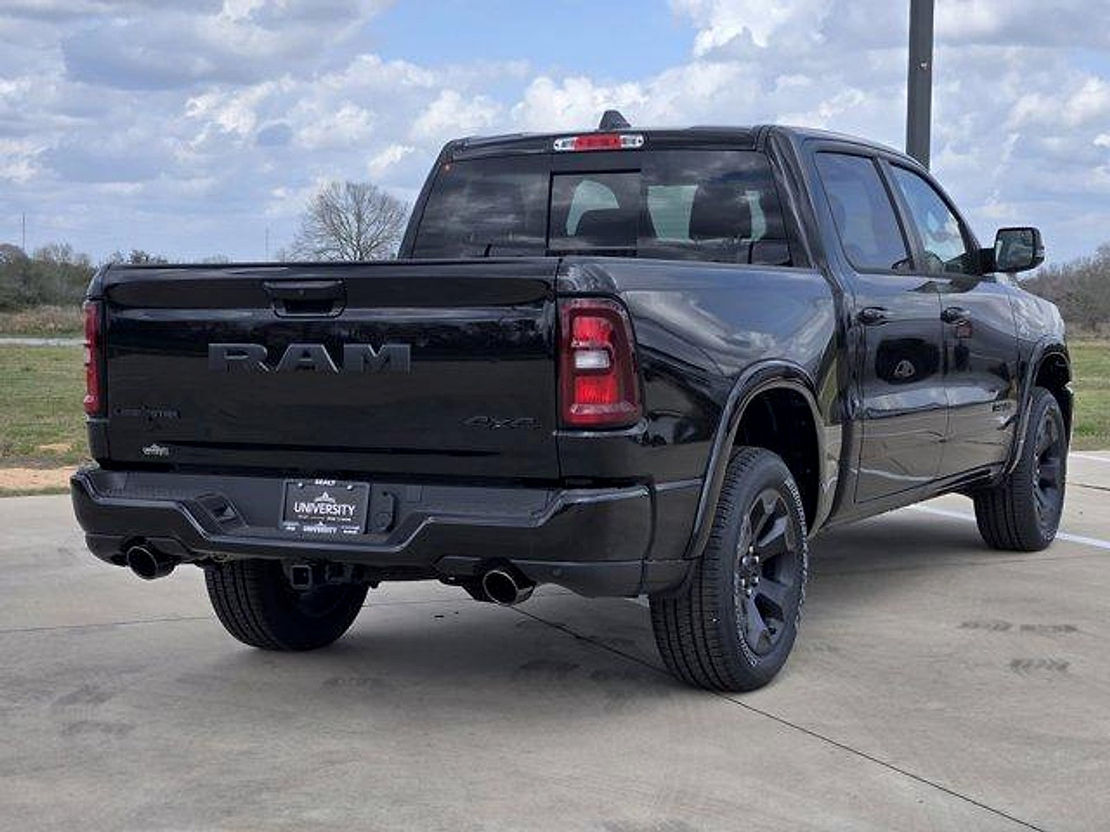 2026 RAM Ram 1500 RAM 1500 LONE STAR CREW CAB 4X4 5'7' BOX