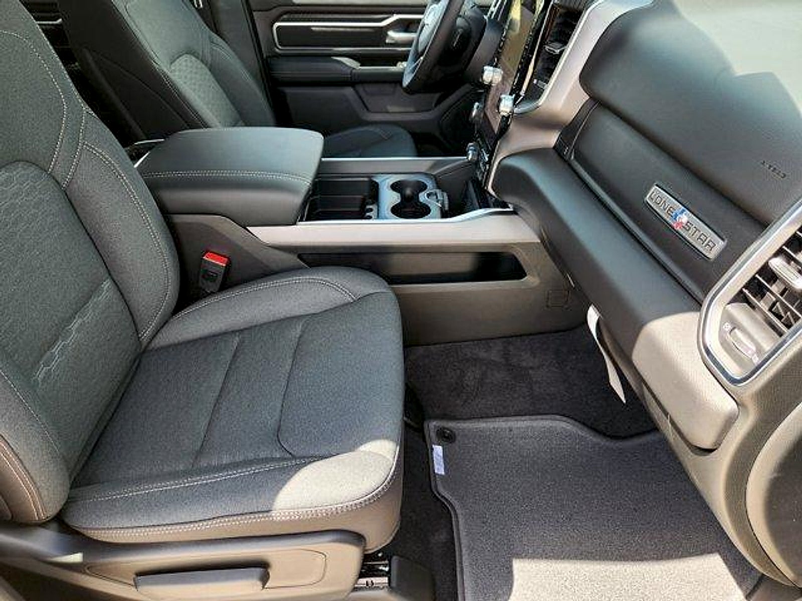 2026 RAM Ram 1500 RAM 1500 LONE STAR CREW CAB 4X4 5'7' BOX