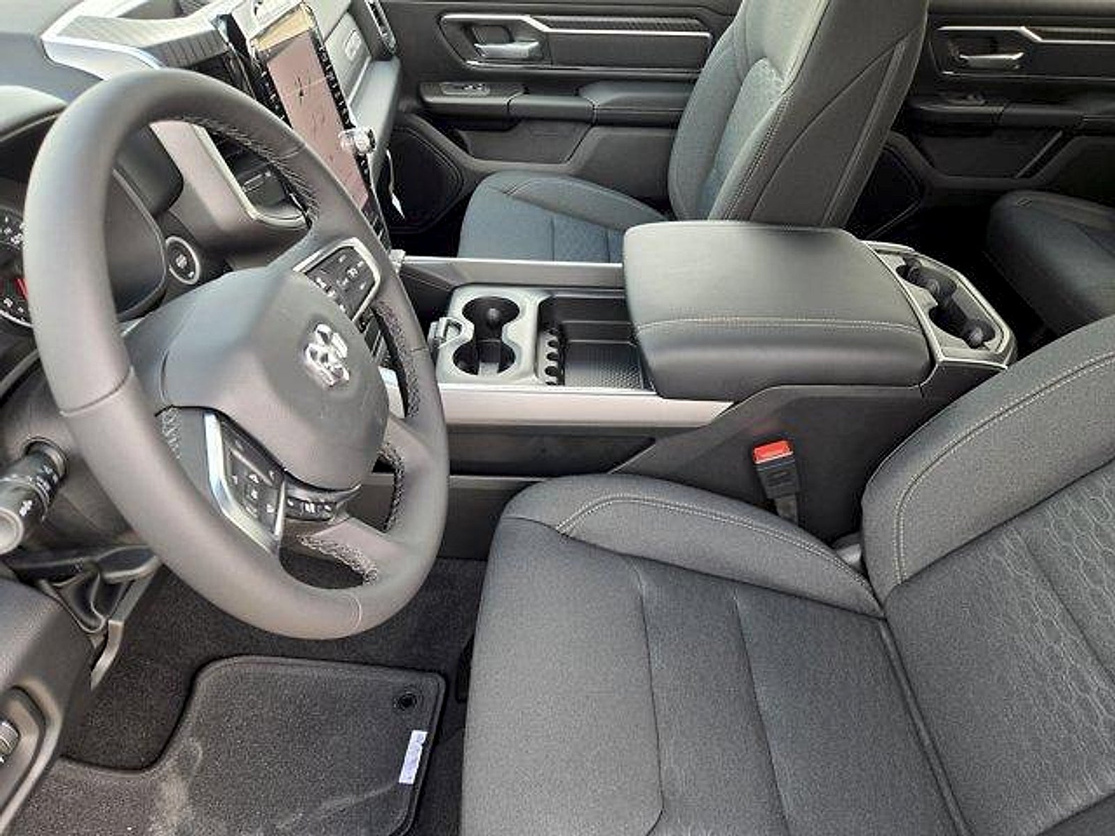 2026 RAM Ram 1500 RAM 1500 LONE STAR CREW CAB 4X4 5'7' BOX