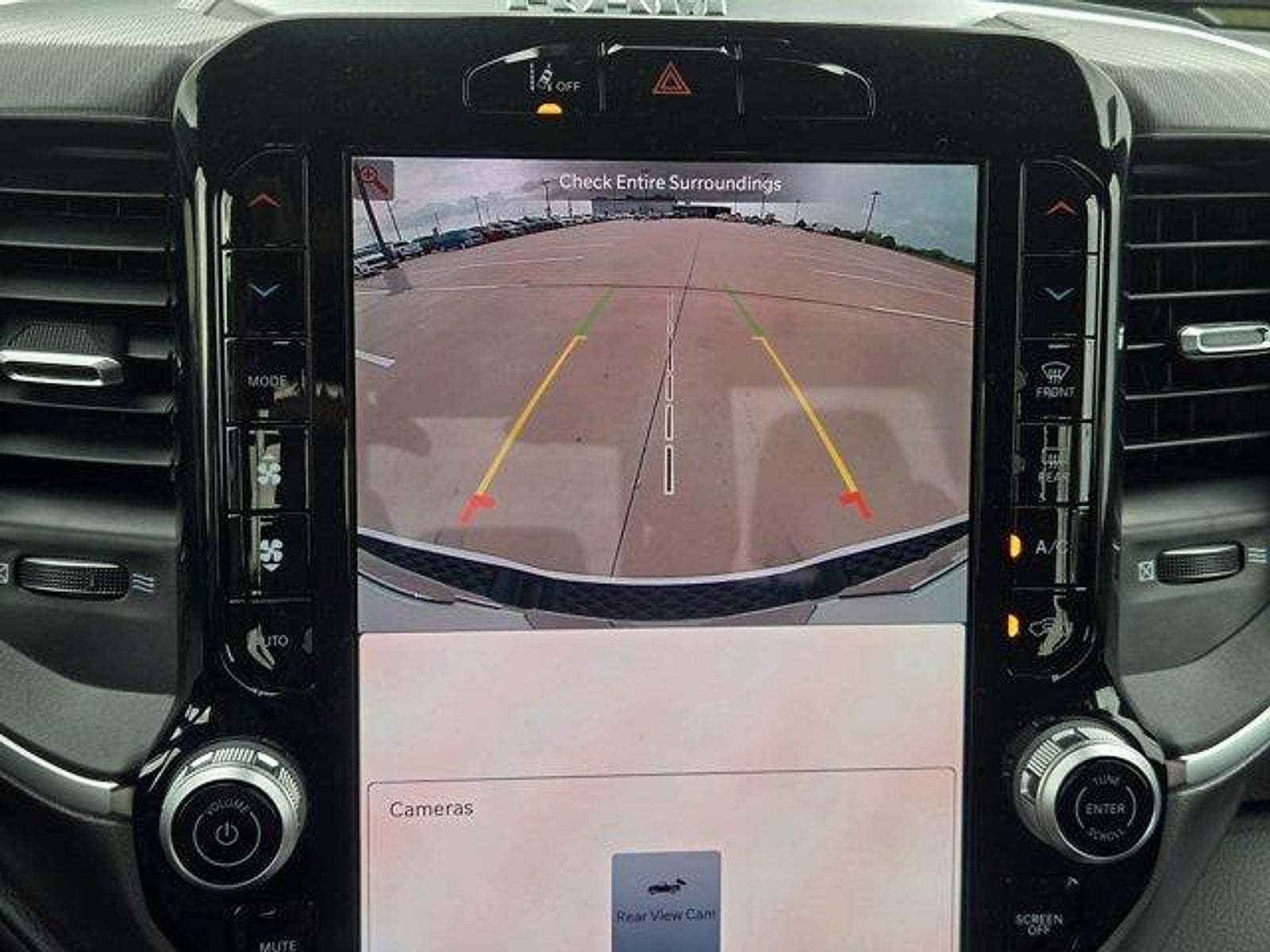 2026 RAM Ram 1500 RAM 1500 LONE STAR CREW CAB 4X4 5'7' BOX