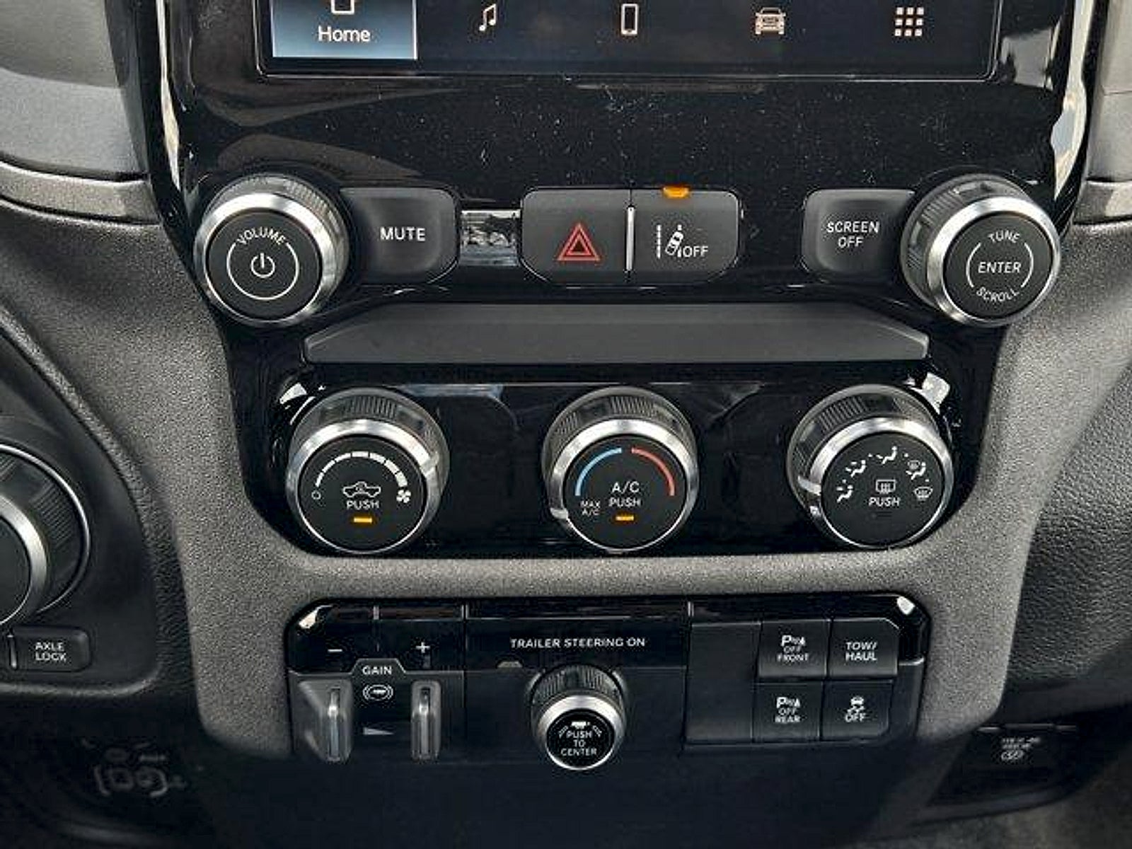 2026 RAM Ram 1500 RAM 1500 WARLOCK CREW CAB 4X4 5'7' BOX