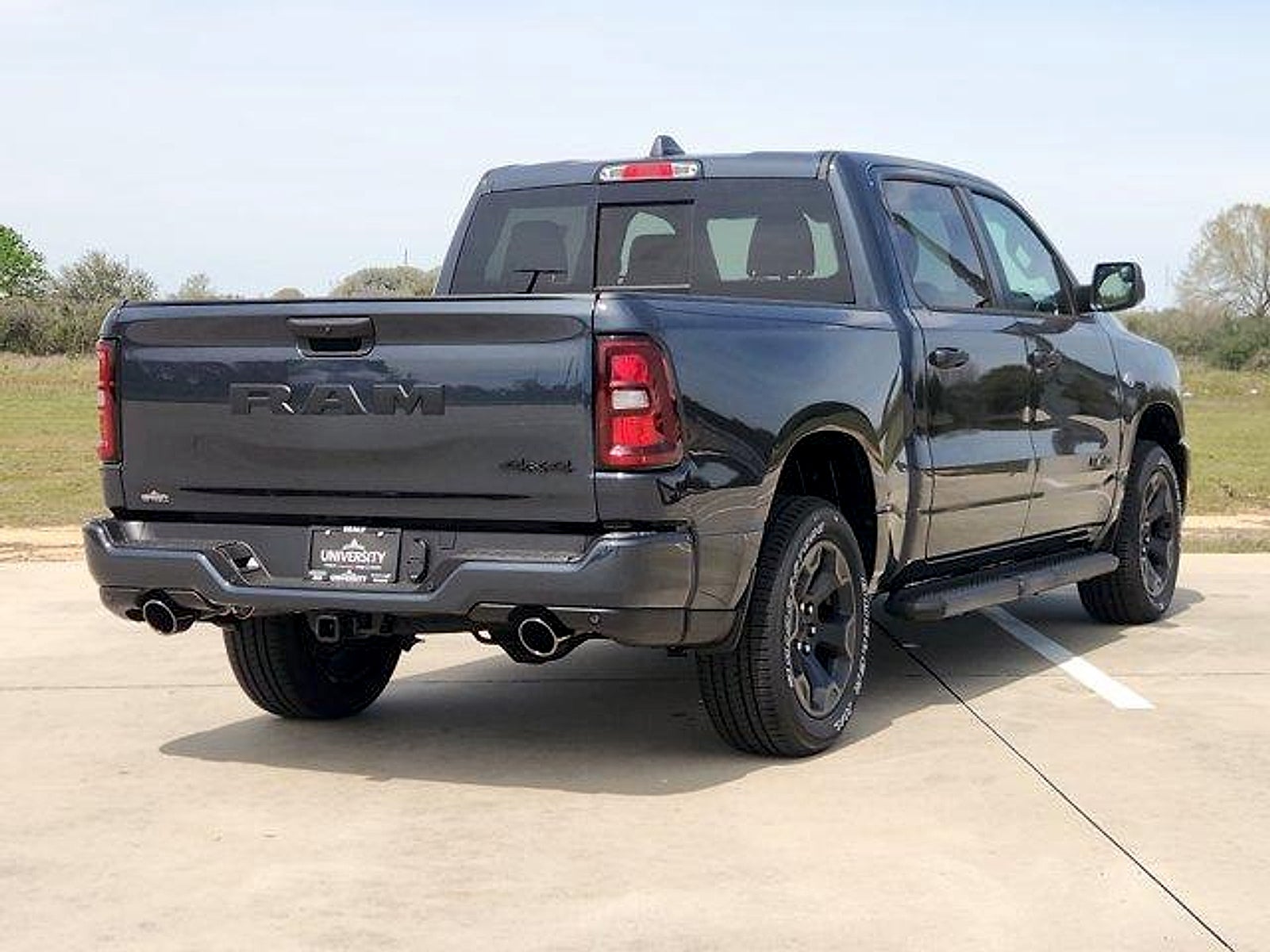 2026 RAM Ram 1500 RAM 1500 EXPRESS CREW CAB 4X4 5'7' BOX
