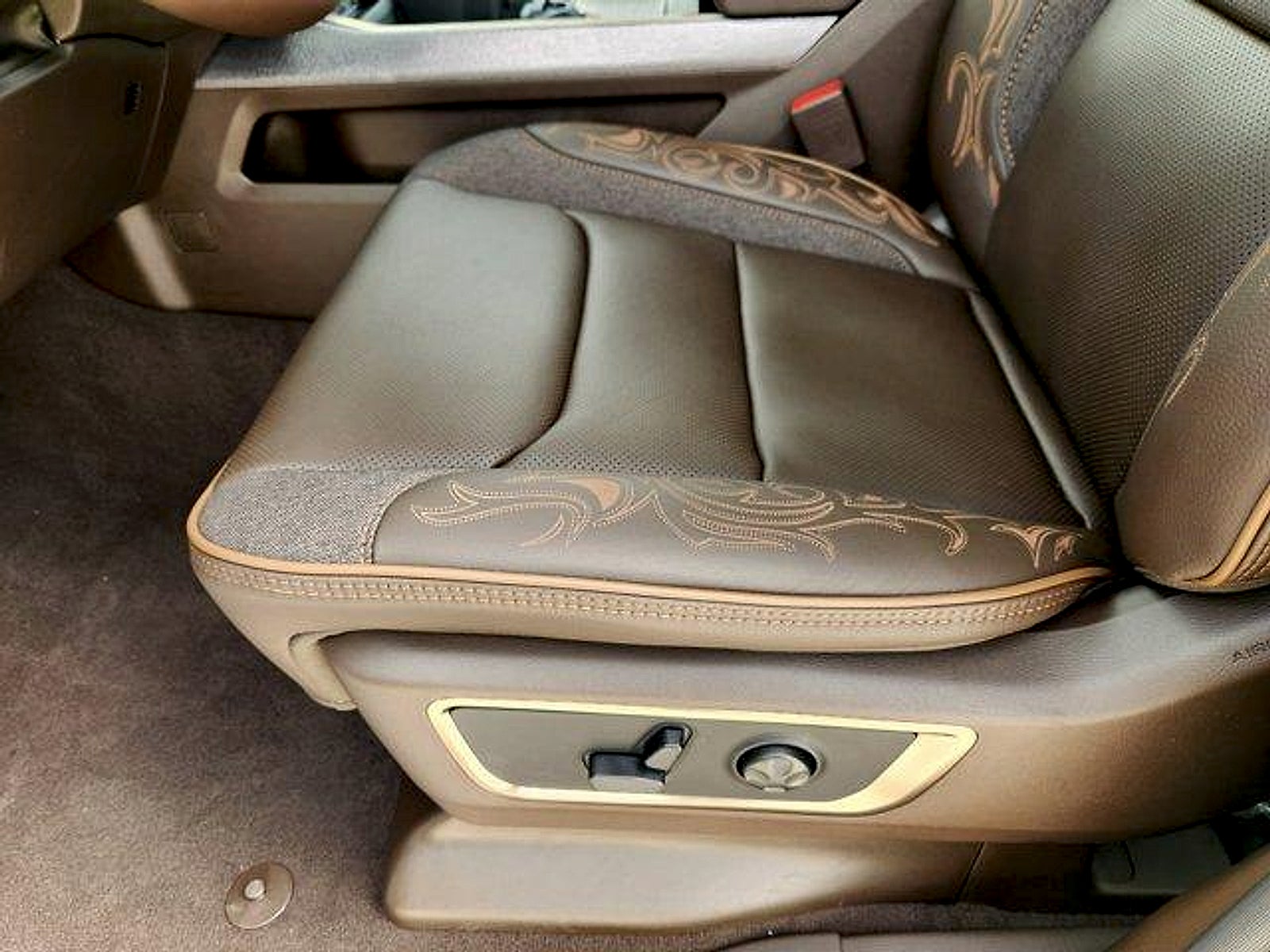 2026 RAM Ram 1500 RAM 1500 LIMITED LONGHORN CREW CAB 4X4 5'7' BOX